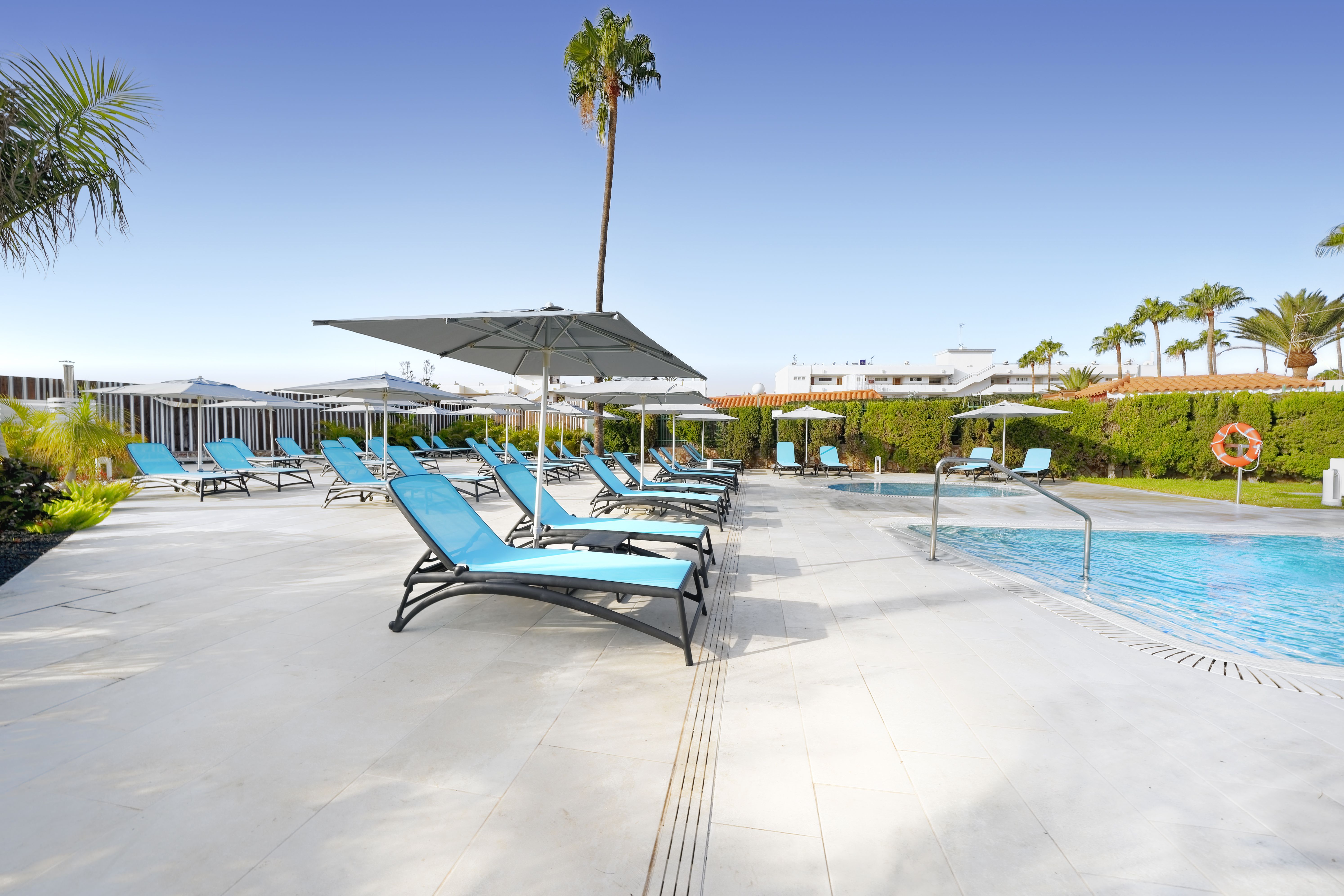 Piscina deschisă
