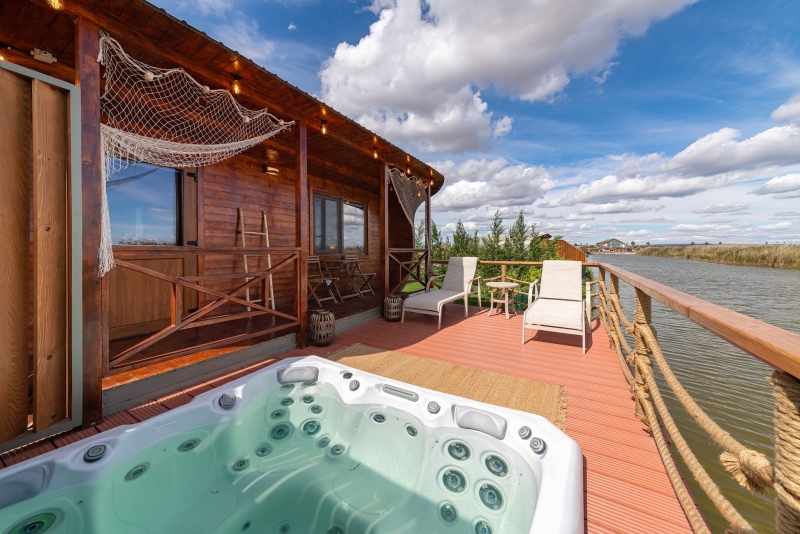 Argos Twin Bungalow cu jacuzzi