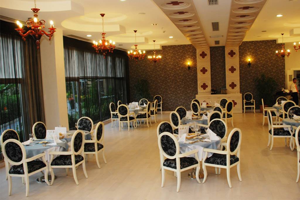 ACACIA RESTAURANT