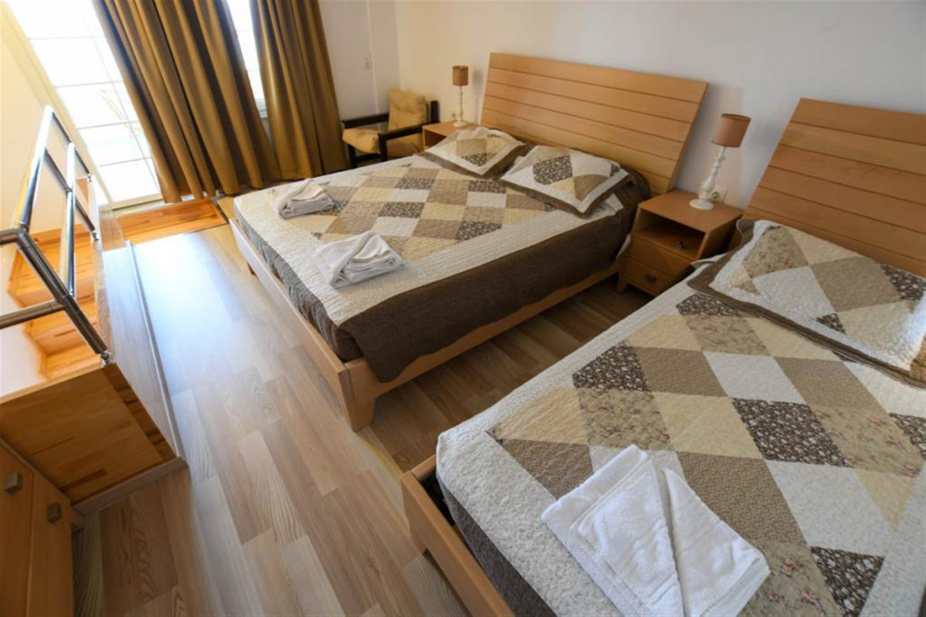 POOL SIDE SW MAISONETTE 4 PAX