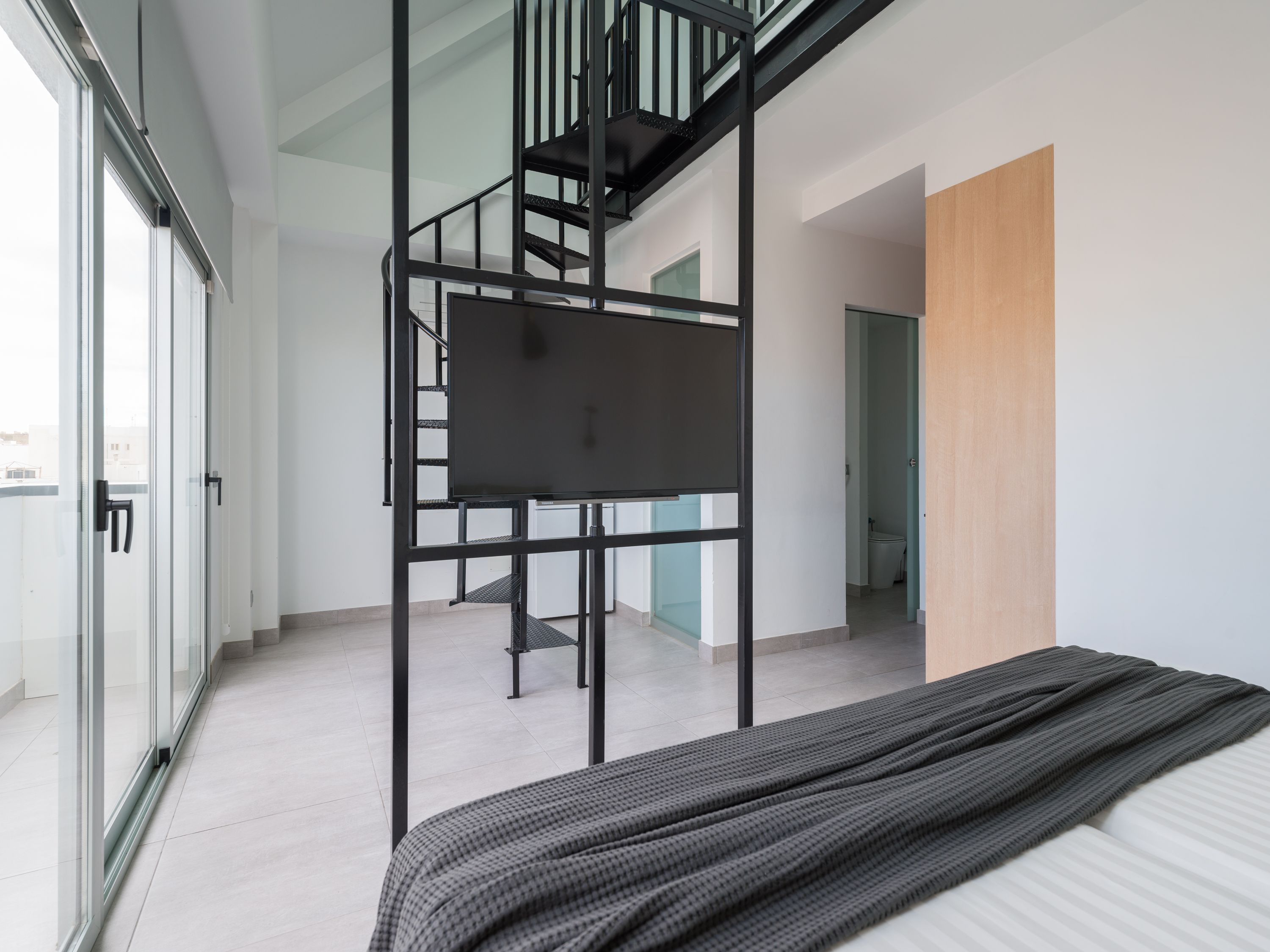 DUPLEX