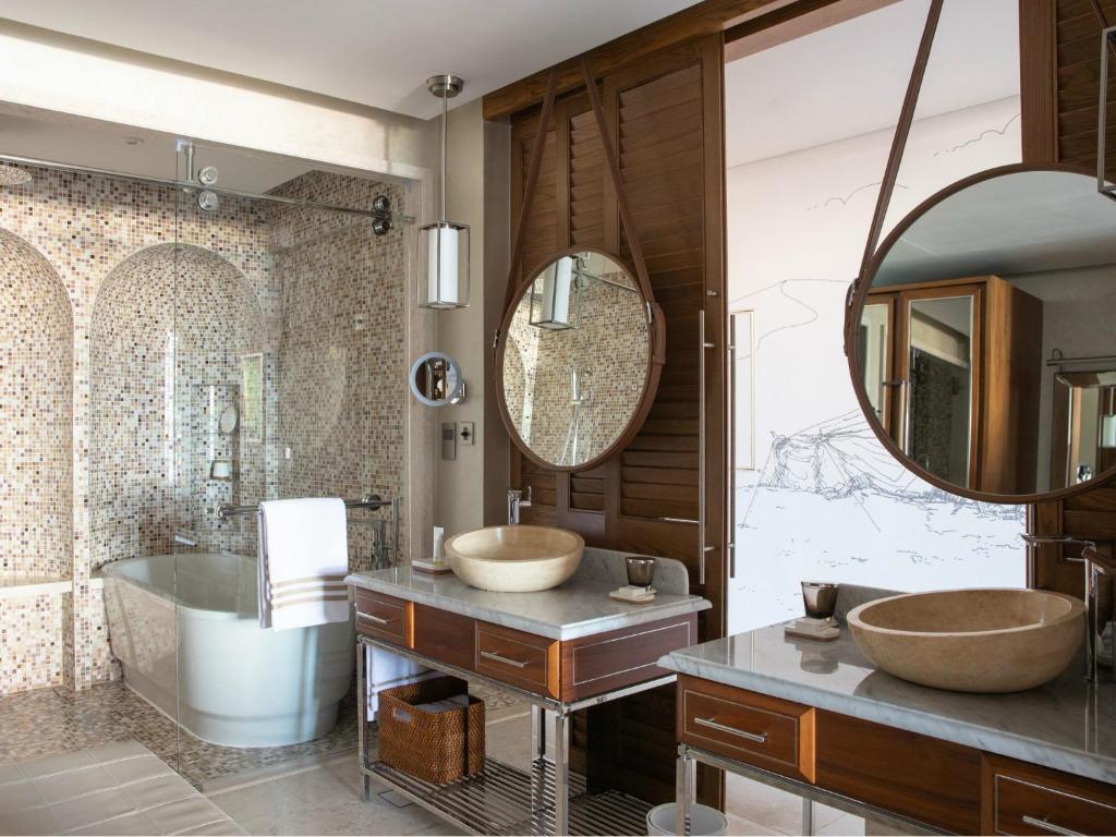 One Bedroom Burj View Suite