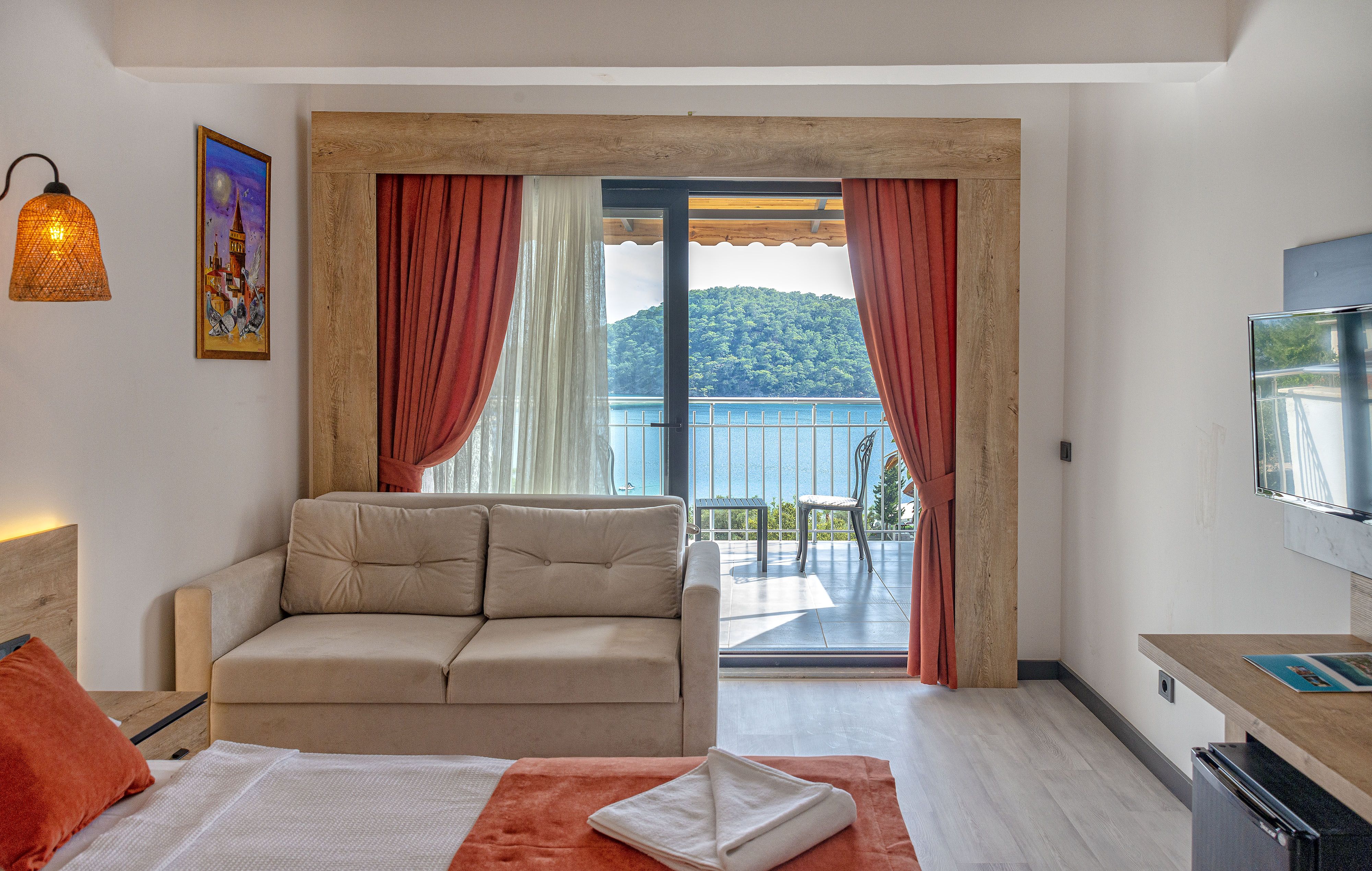 CLUB ROOM SEA VIEW
