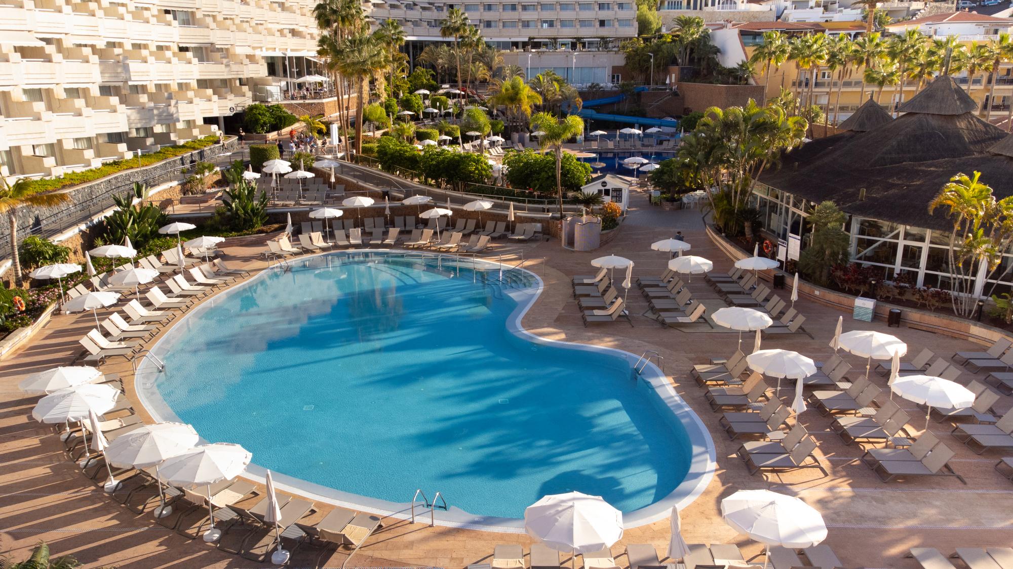 Piscina deschisă