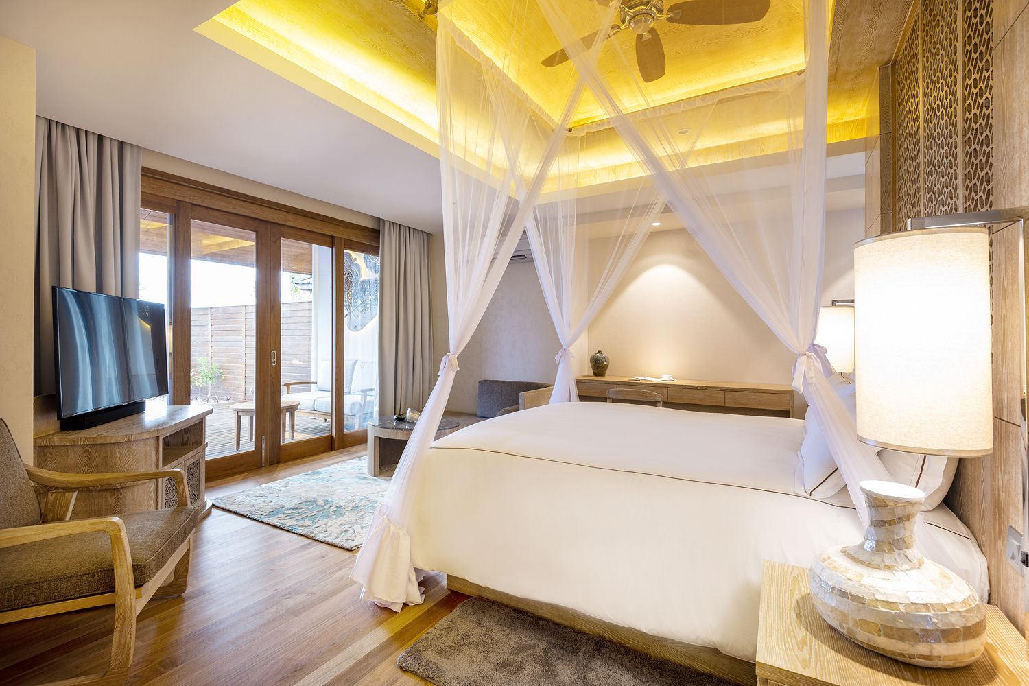 BEACH RESIDENCE