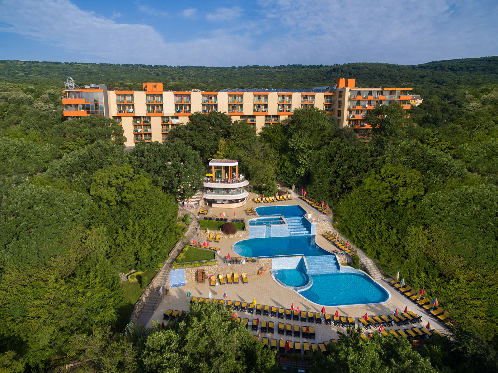 Piscina deschisă