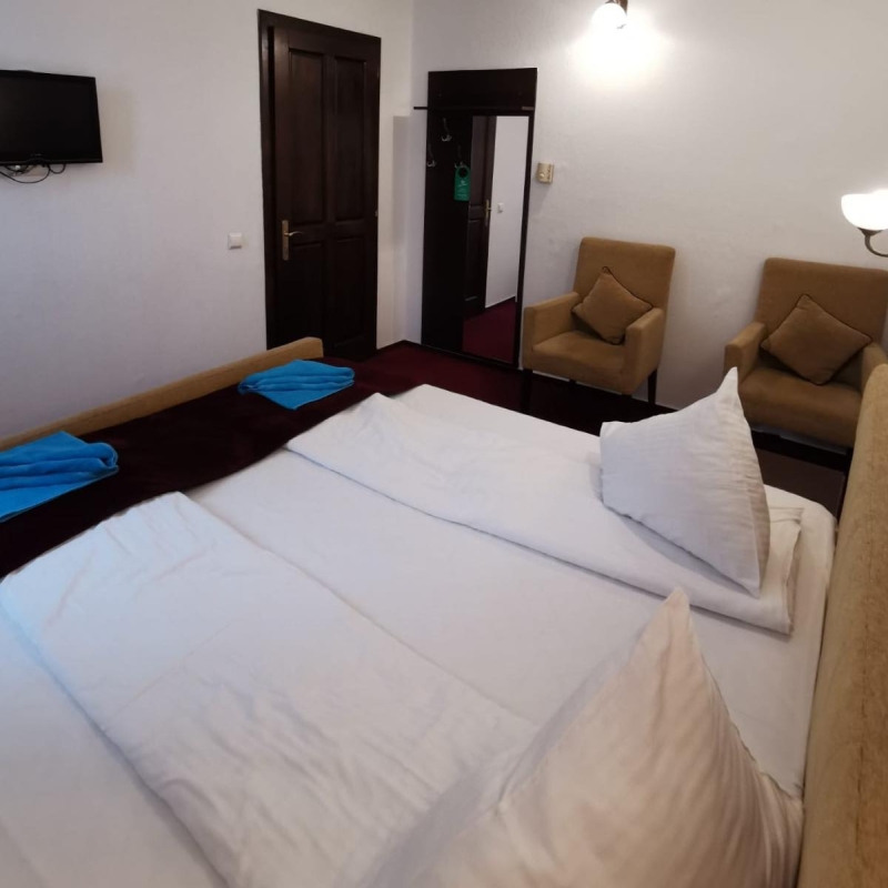 Apartament Junior Suite Corp B cu acces la piscina