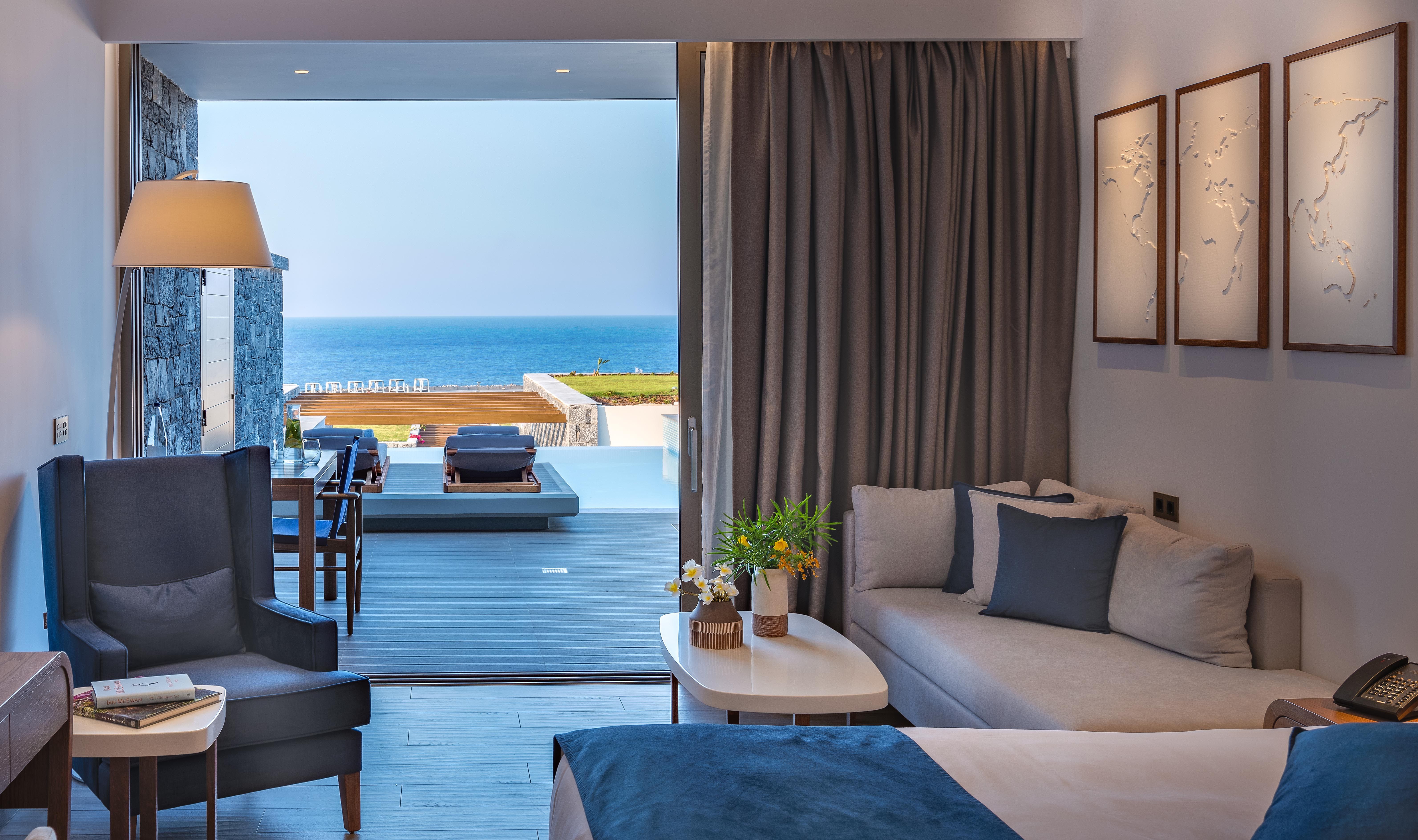 Junior Suite Sea View Private Pool