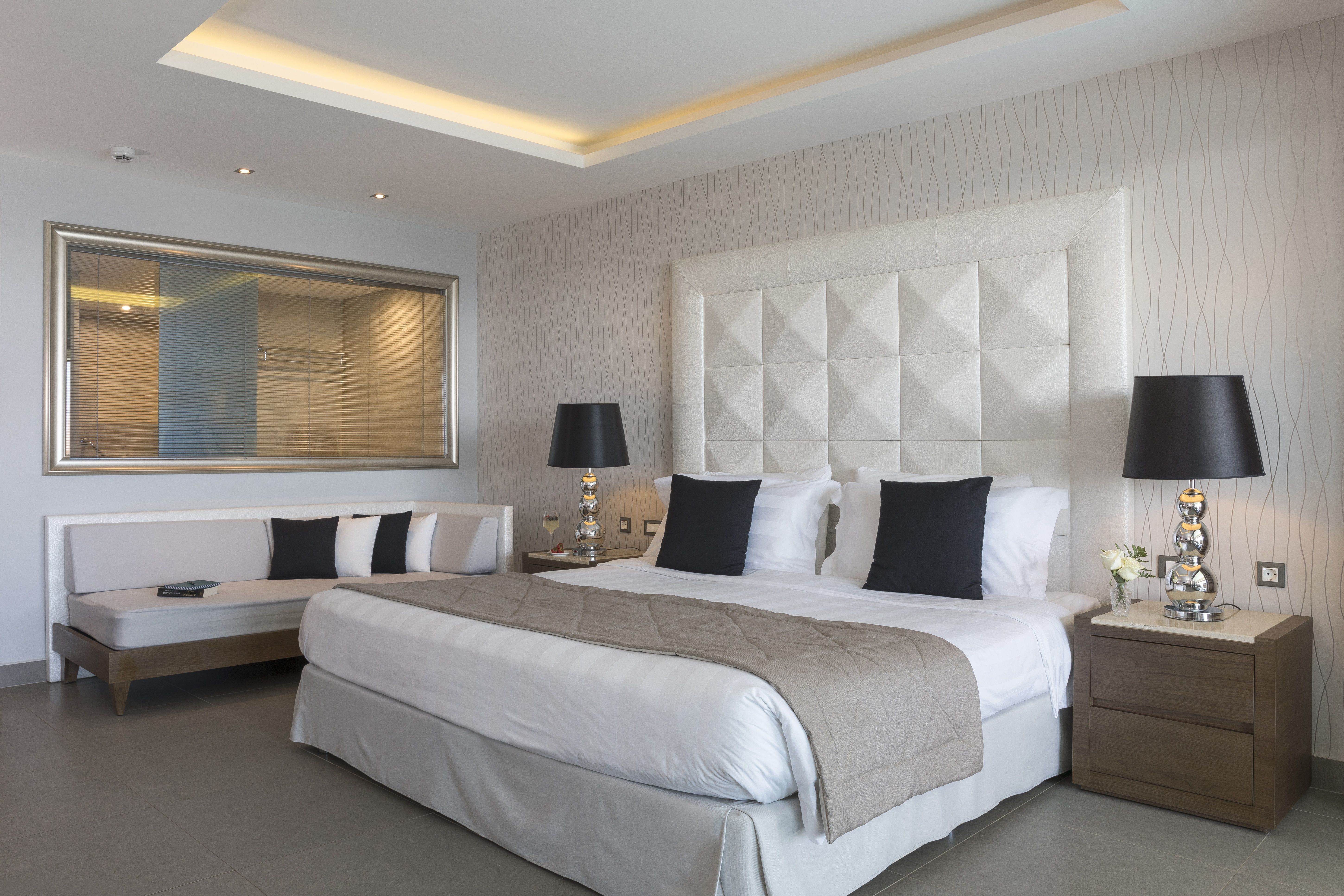 SUPERIOR JUNIOR SUITE WITH PRIVATE POOL & SEA VIEW