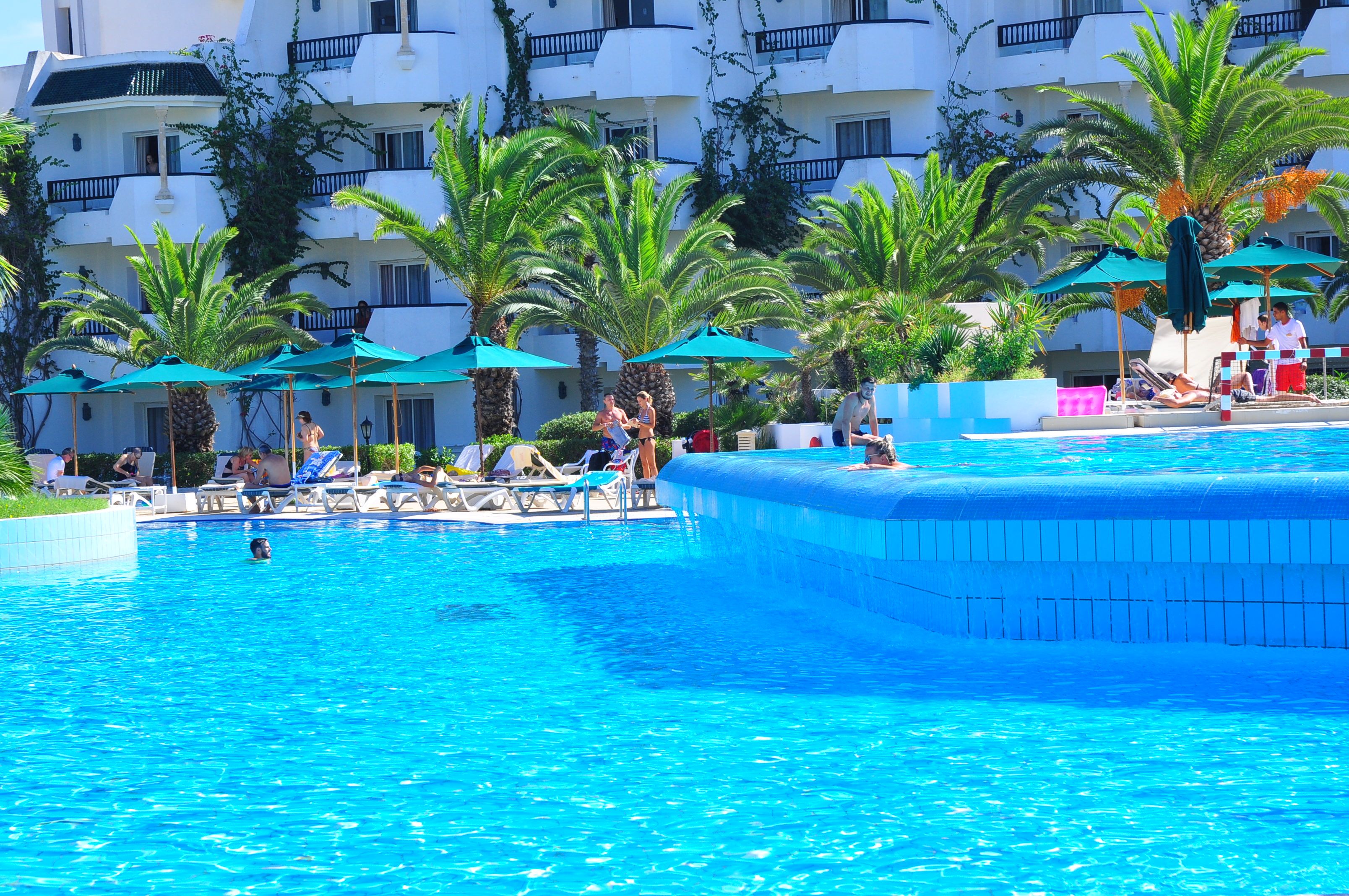 Piscina deschisă