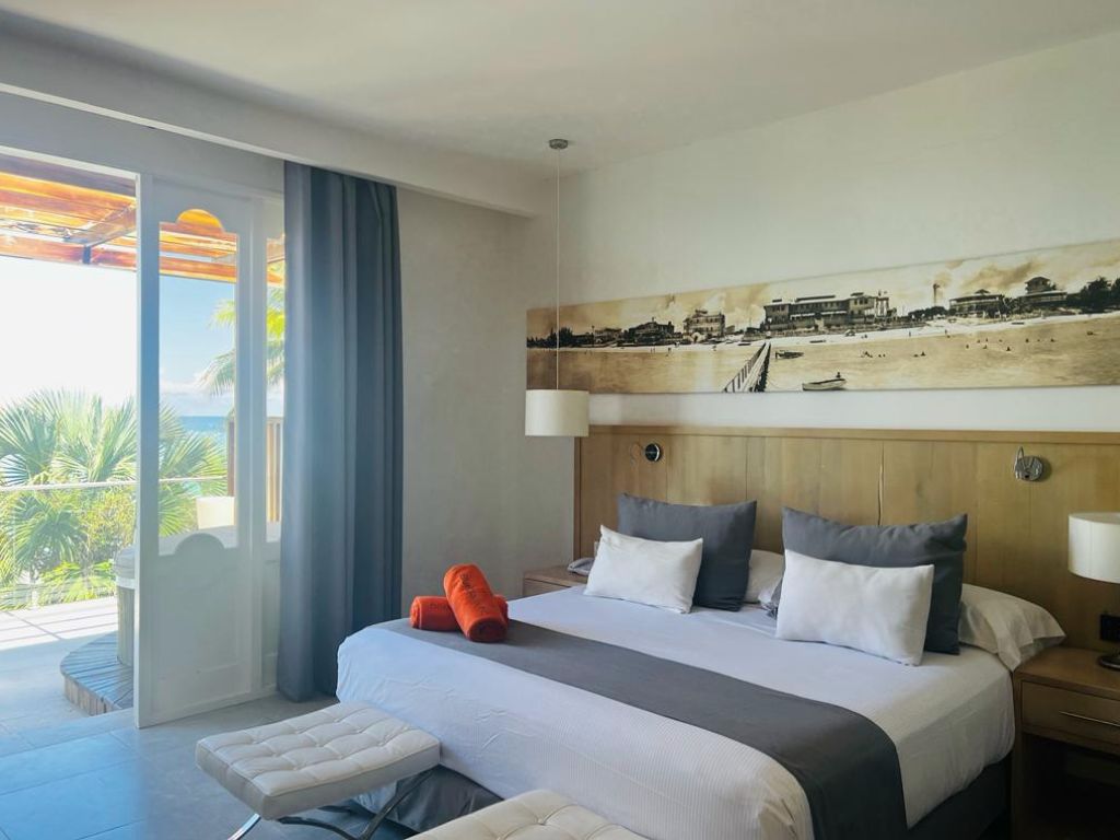 JUNIOR SUITE OCEANFRONT
