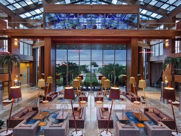 hilton 2.jpg