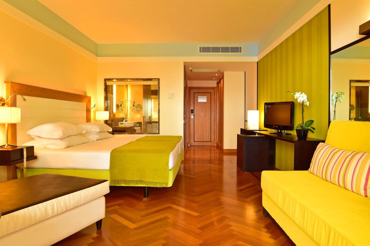 SUITE, SEA SIDE VIEW