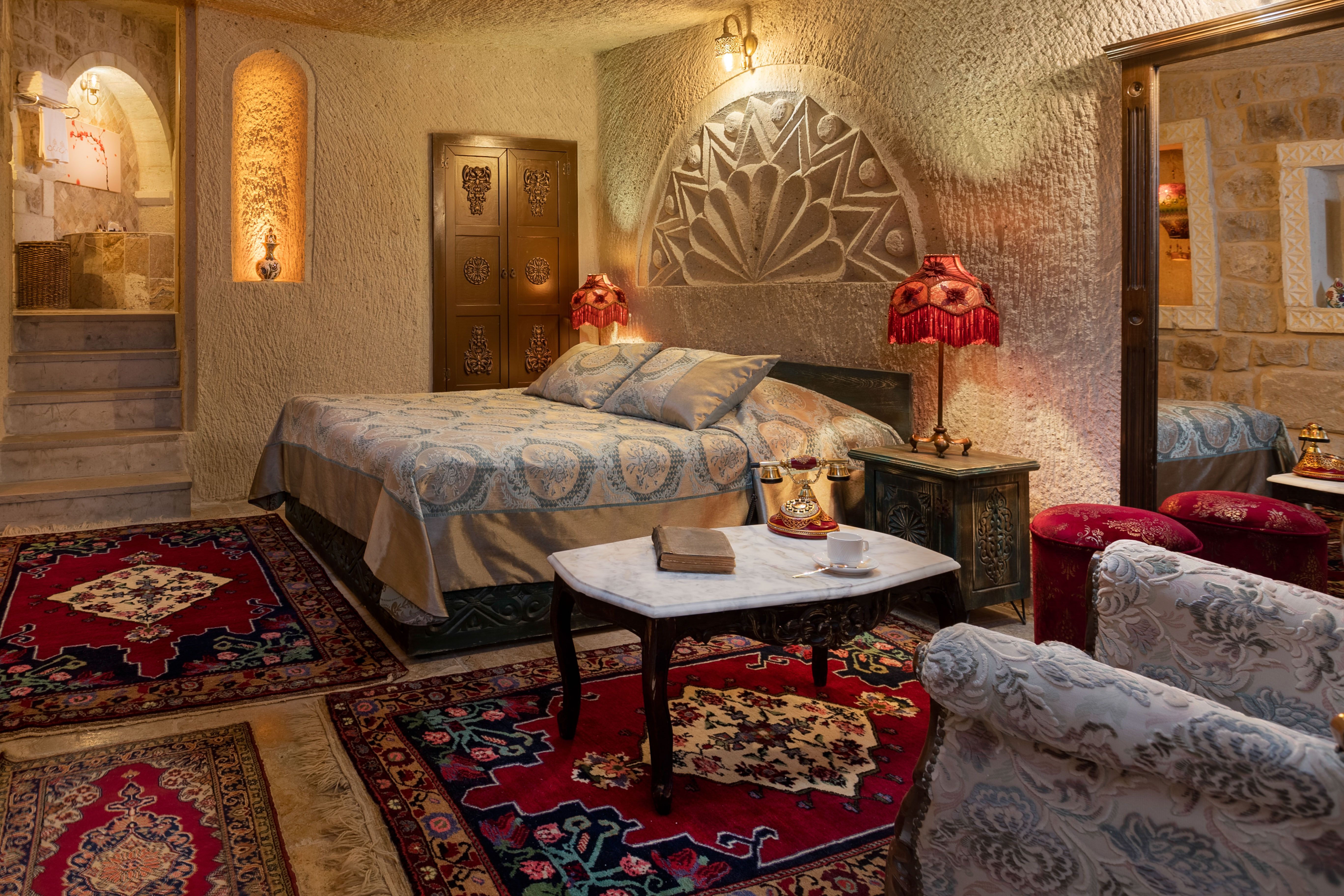 IMPERIAL SUITE