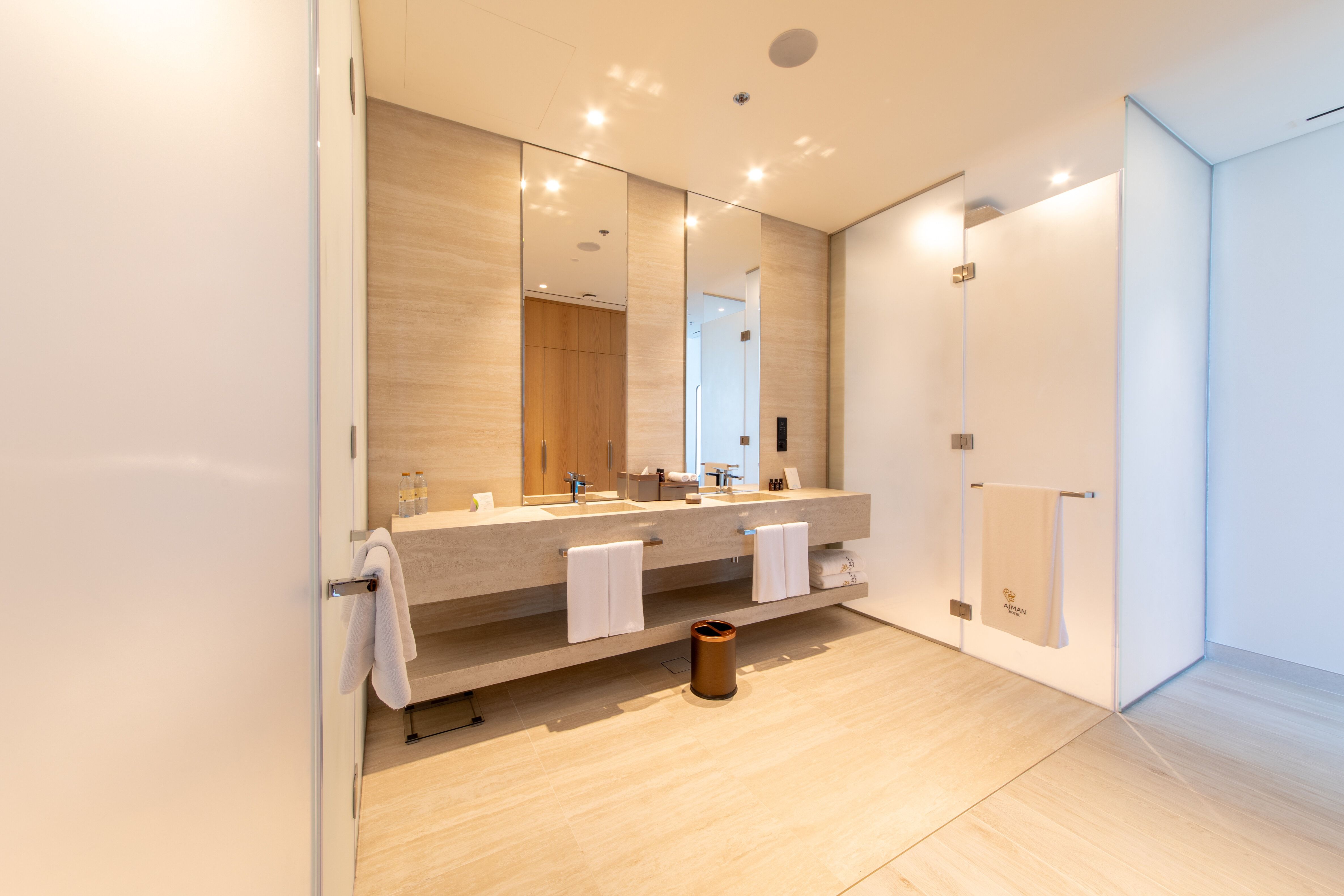One Bedroom Ocean Villa With Whirlpool
