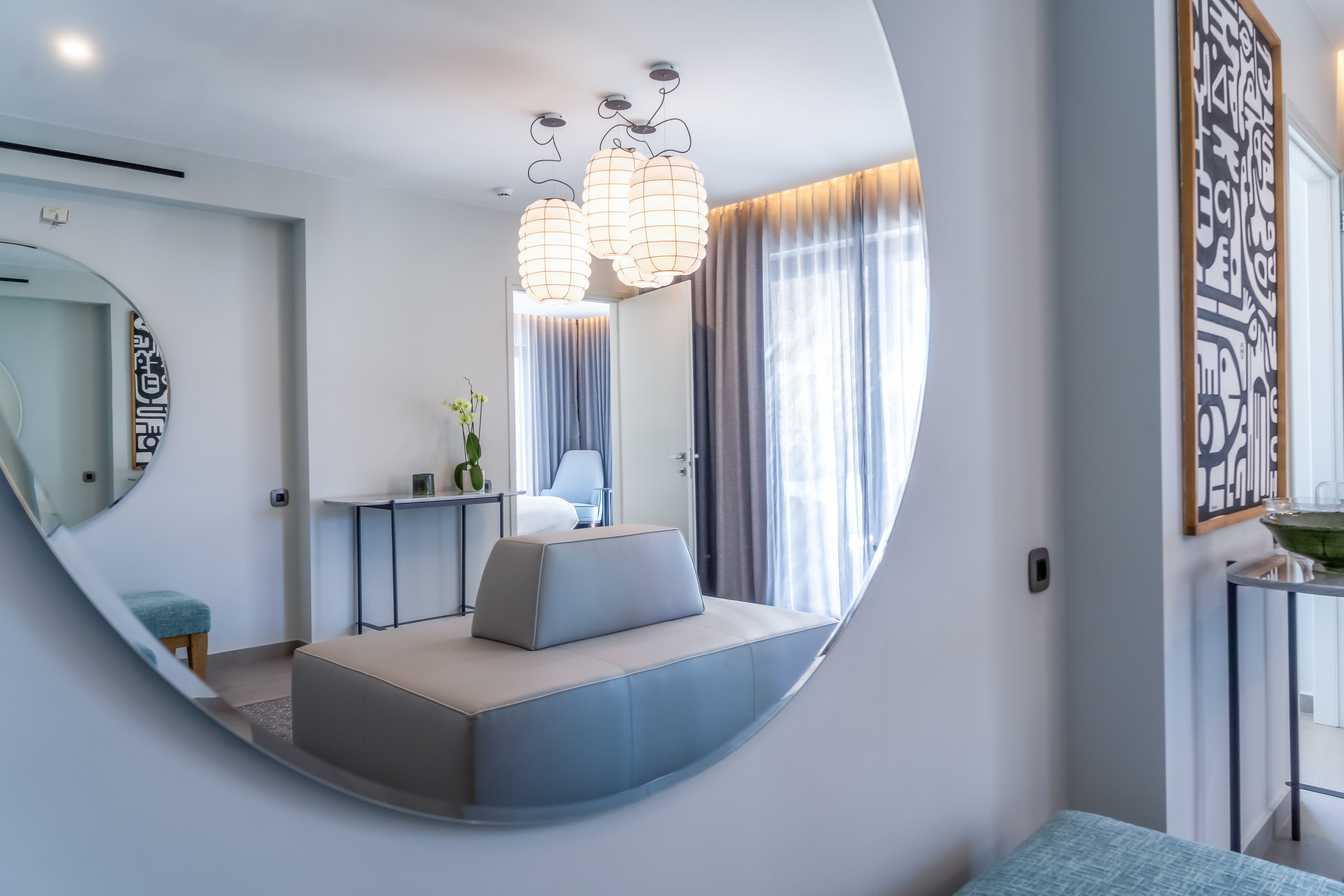Grand Suite with 2 Private Pools & Outdoor Living Area Sea View