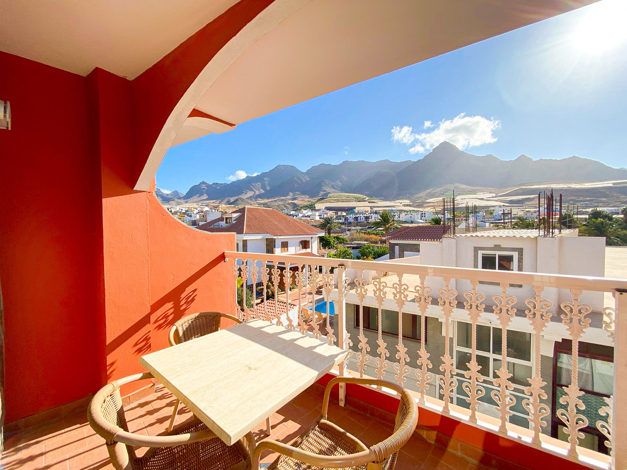 ONE BEDROOM SUITE WITH BALCONY OR TERRACE