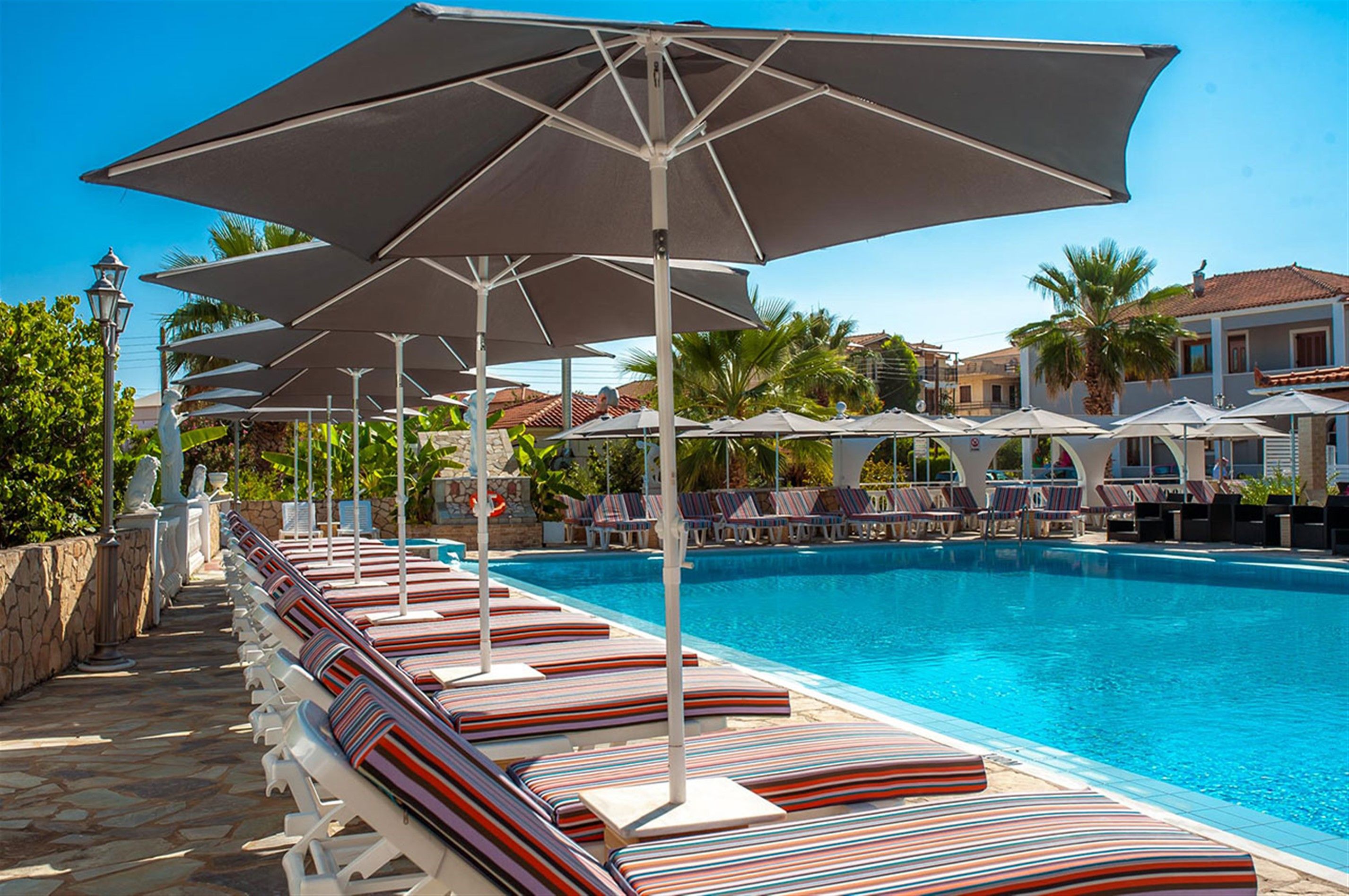 Piscina deschisă