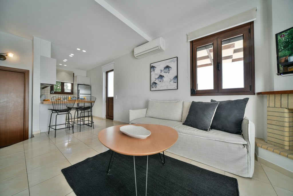 MAISONETTE BALCONY 