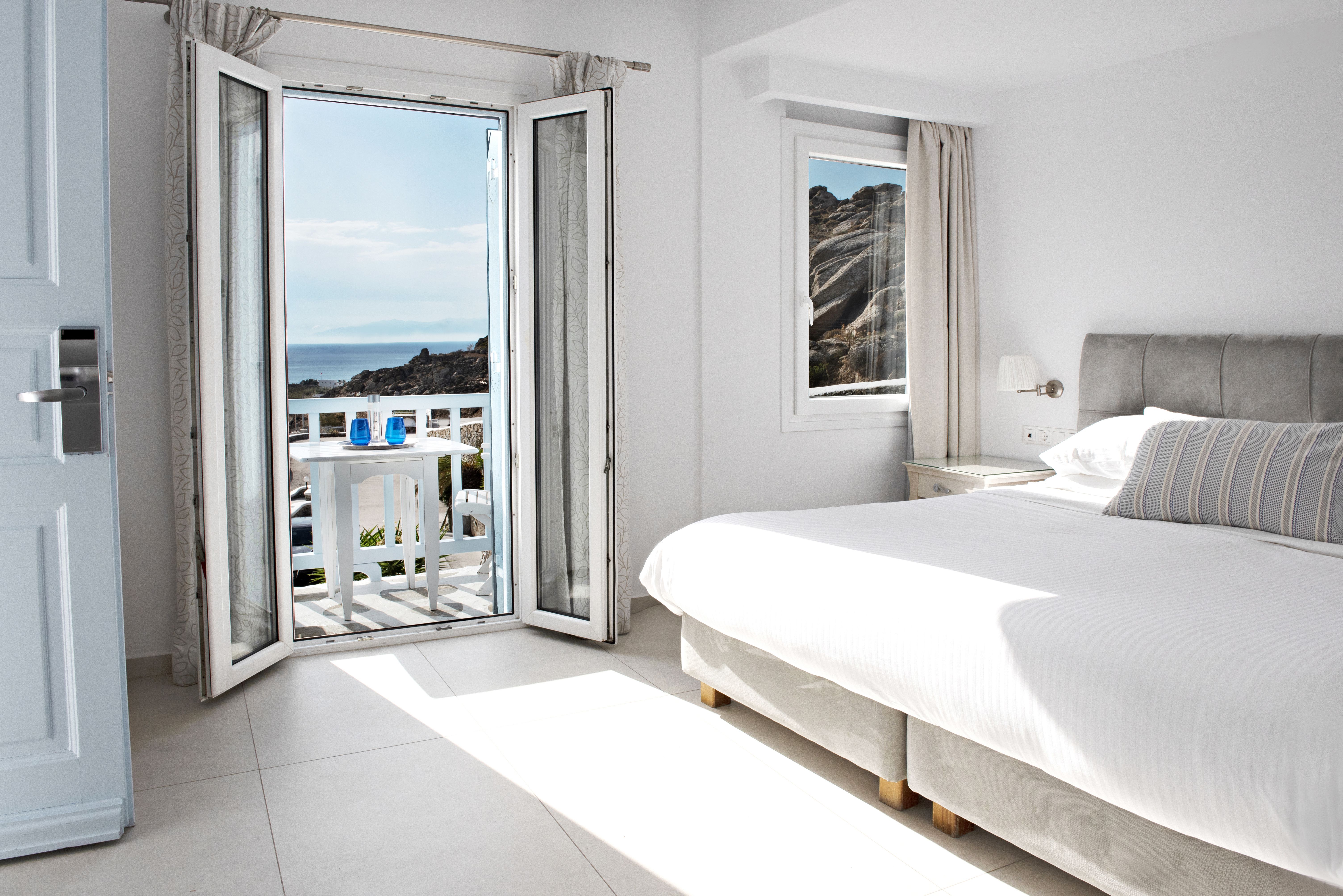 Double or Twin DELUXE SEA VIEW