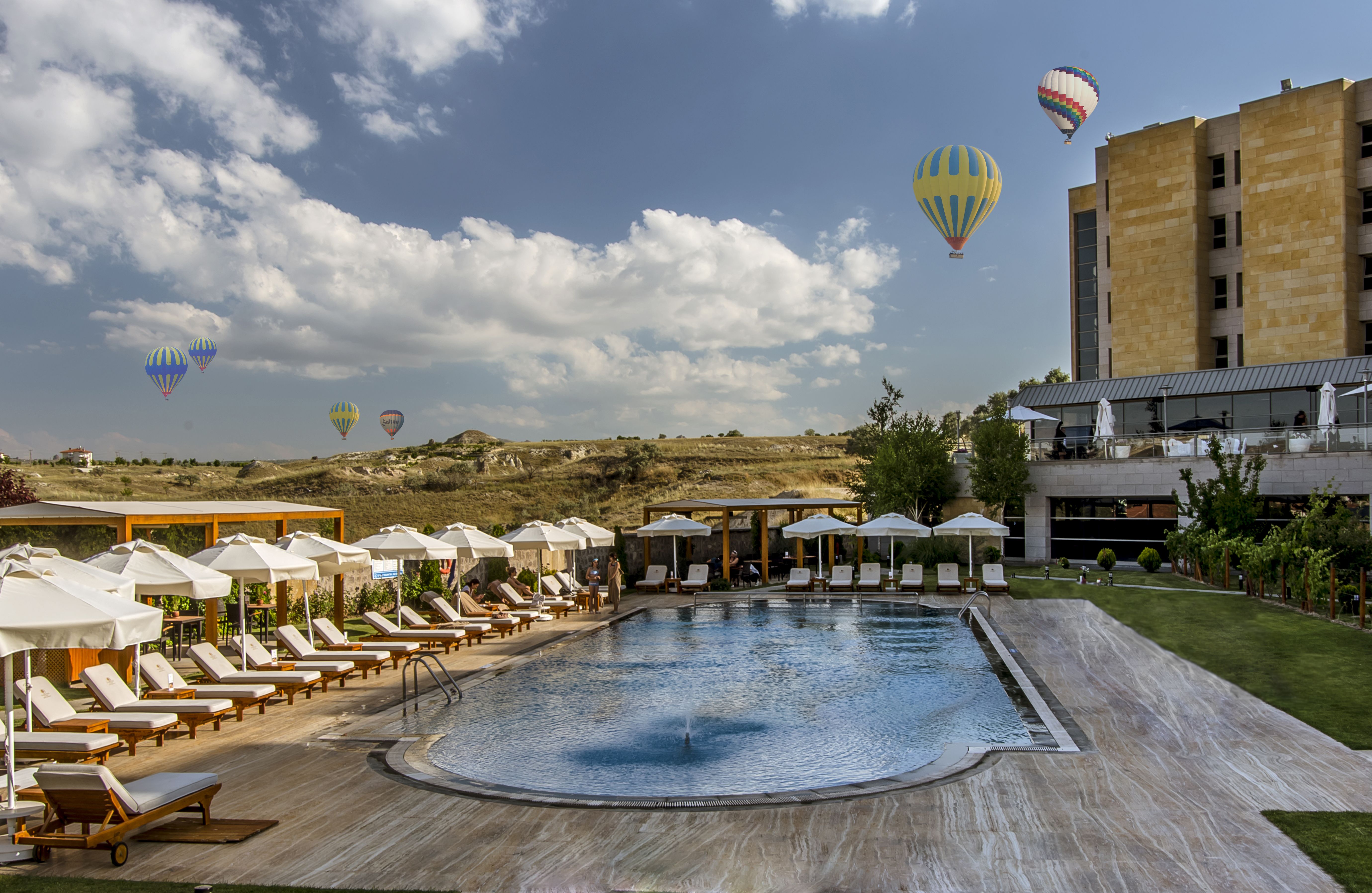 Piscina deschisă
