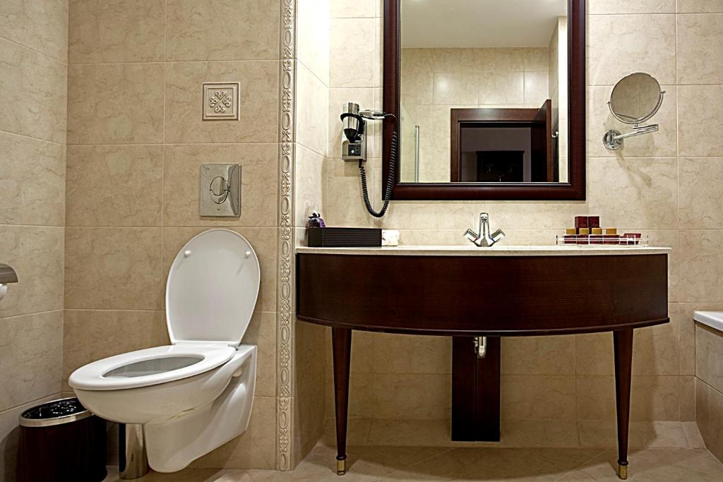 Twin Standard Room (SeaView, Balcony)