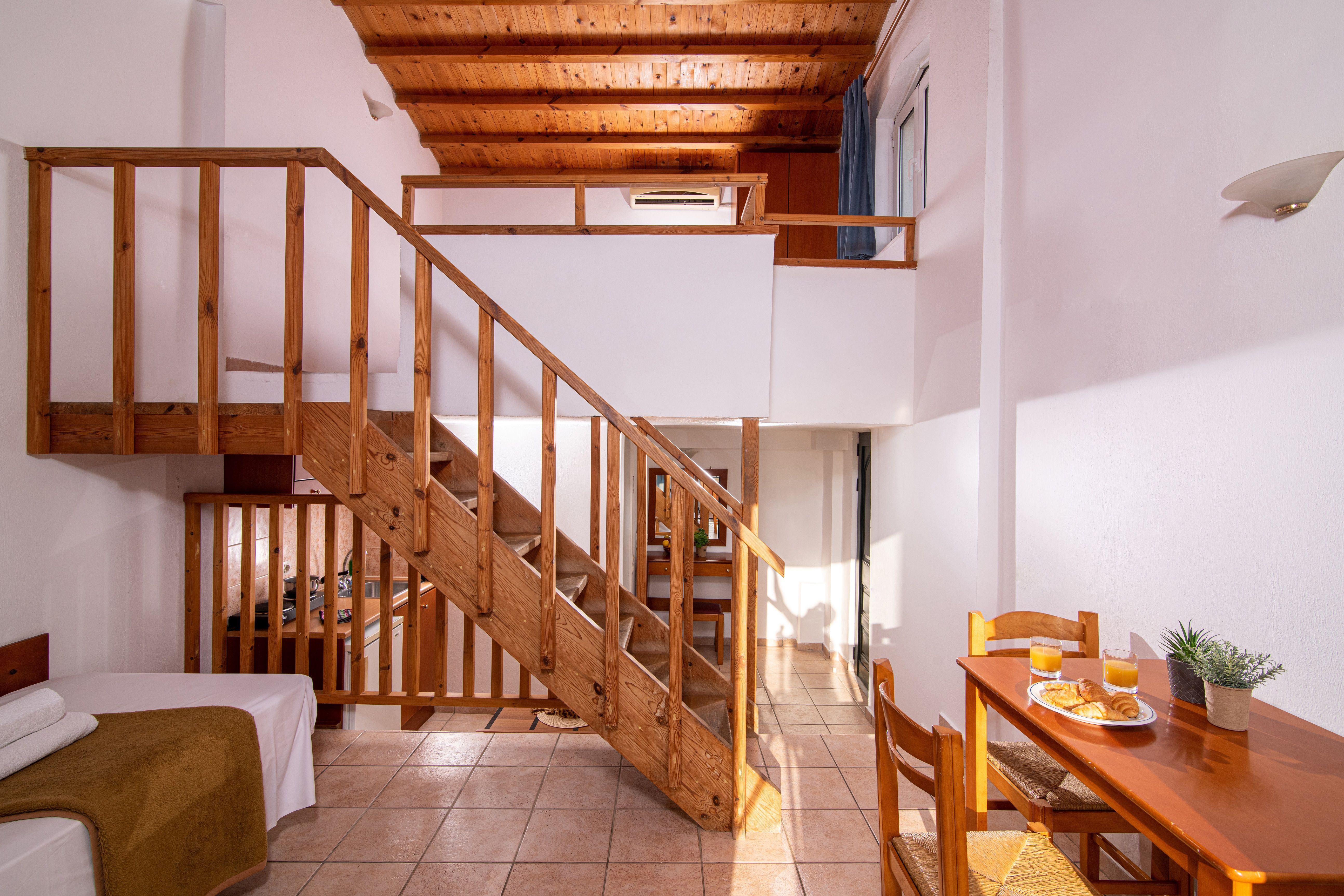 Apartment Split Level with Garden or Pool View