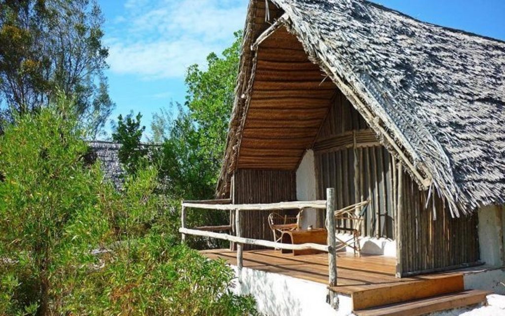 BUNGALOW ROOM