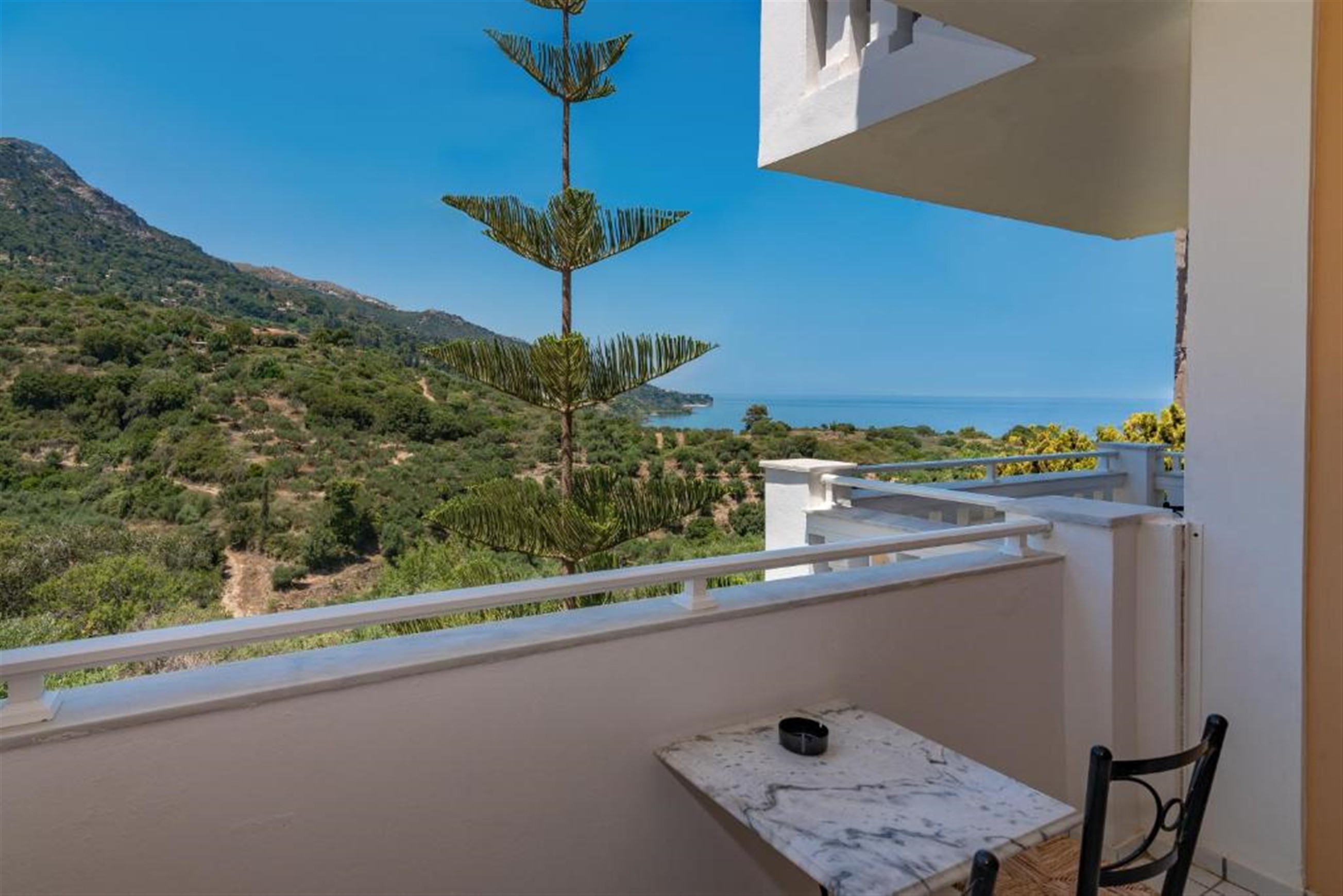 STANDARD ROOM SEA VIEW