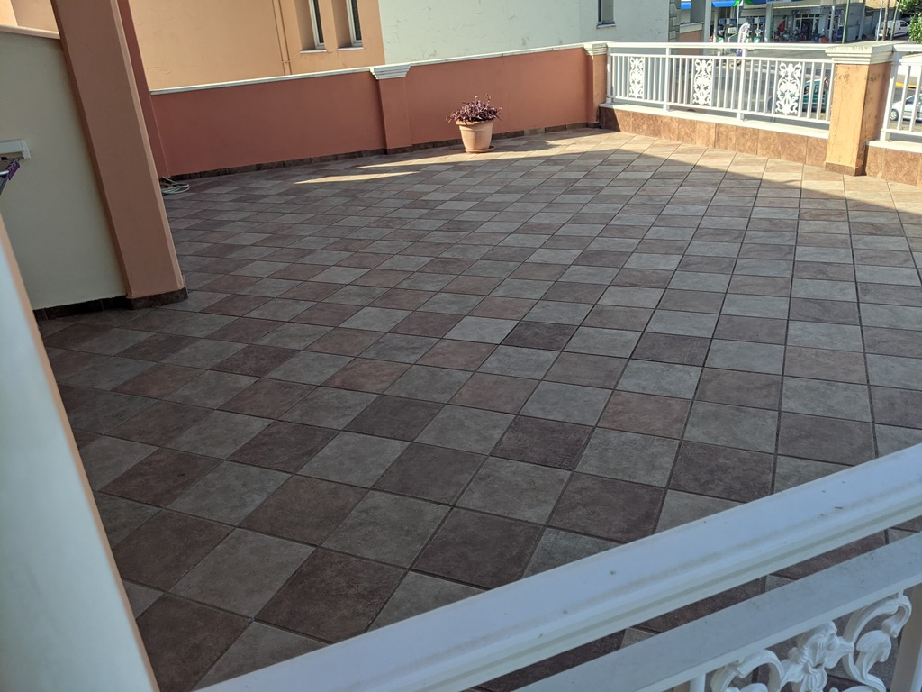 Studio quad