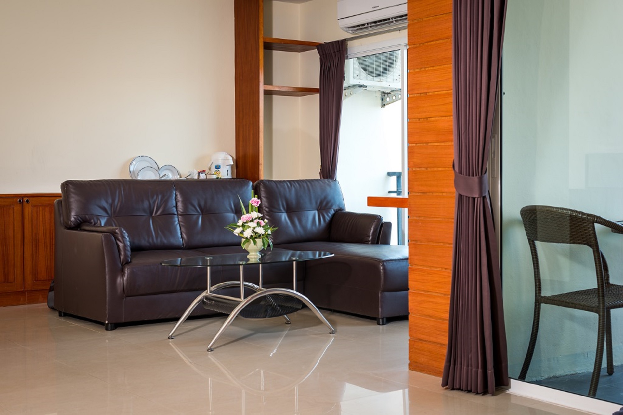 JUNIOR SUITE 