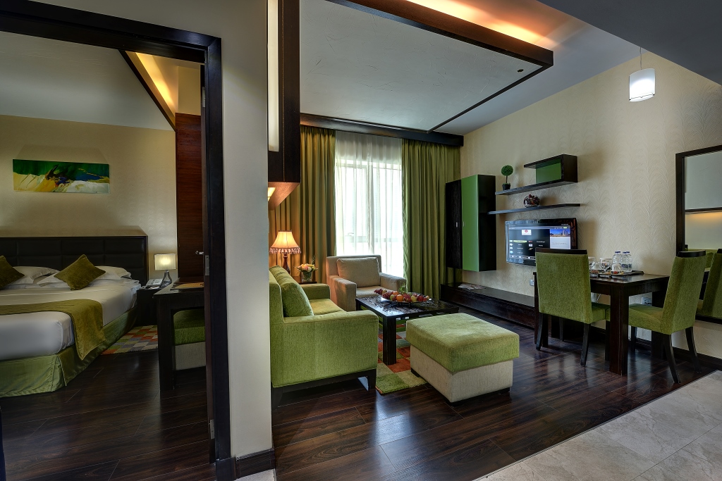 EXECUTIVE ONE BEDROOM SUITE