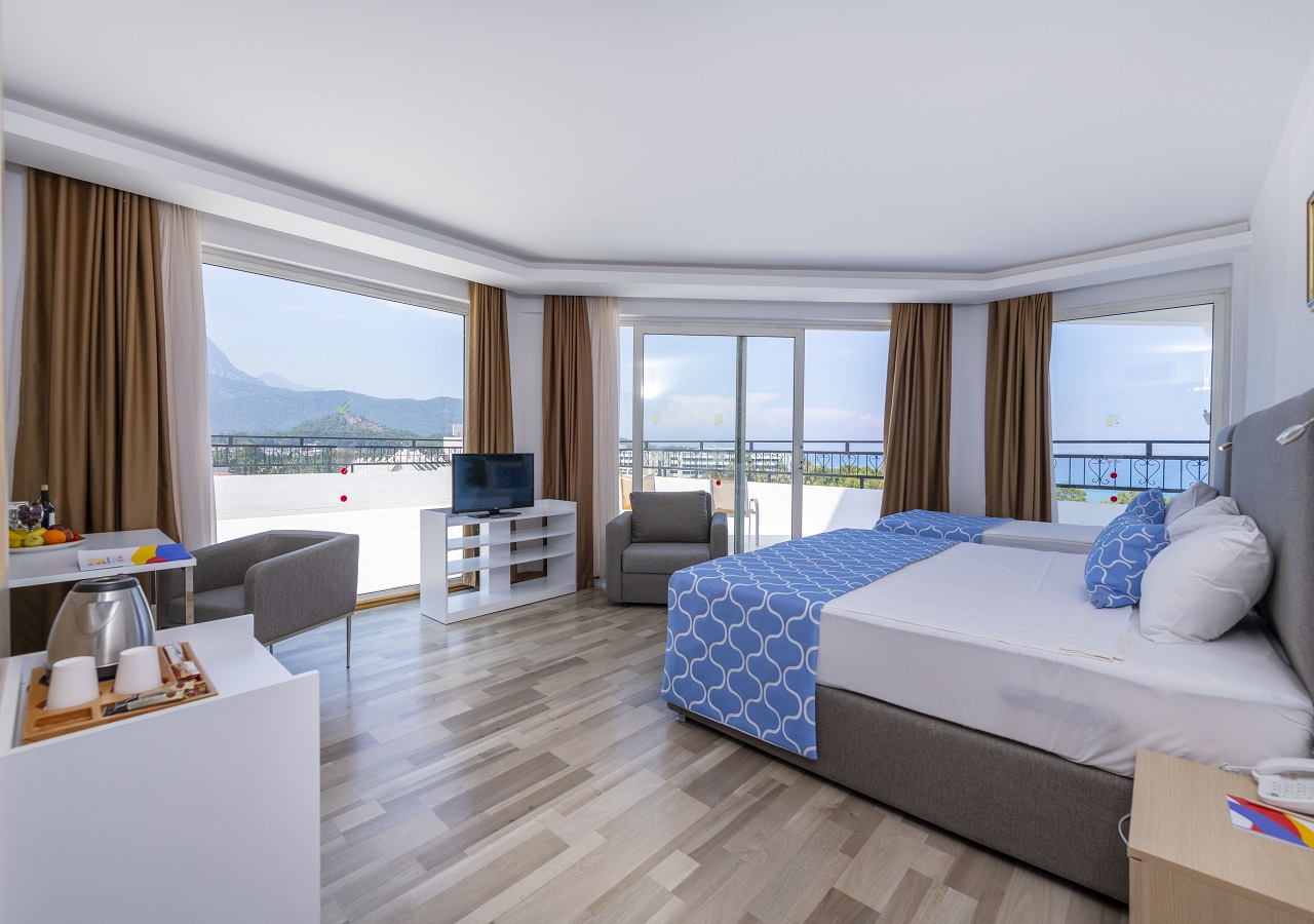 Superior Sea View Room