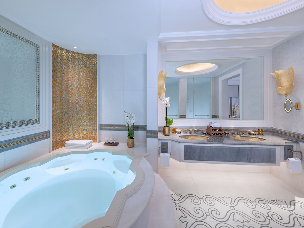 Royal Suite