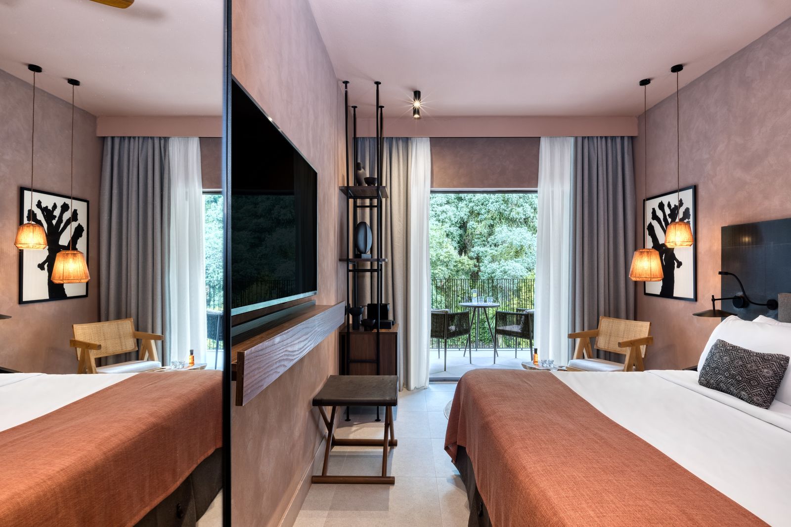 Tropical Sublime Family Suite