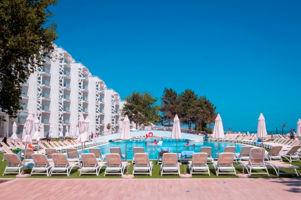 Piscina deschisă
