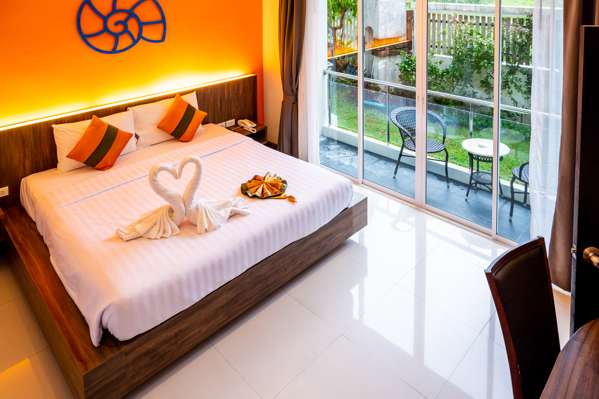 Deluxe Charming Room 