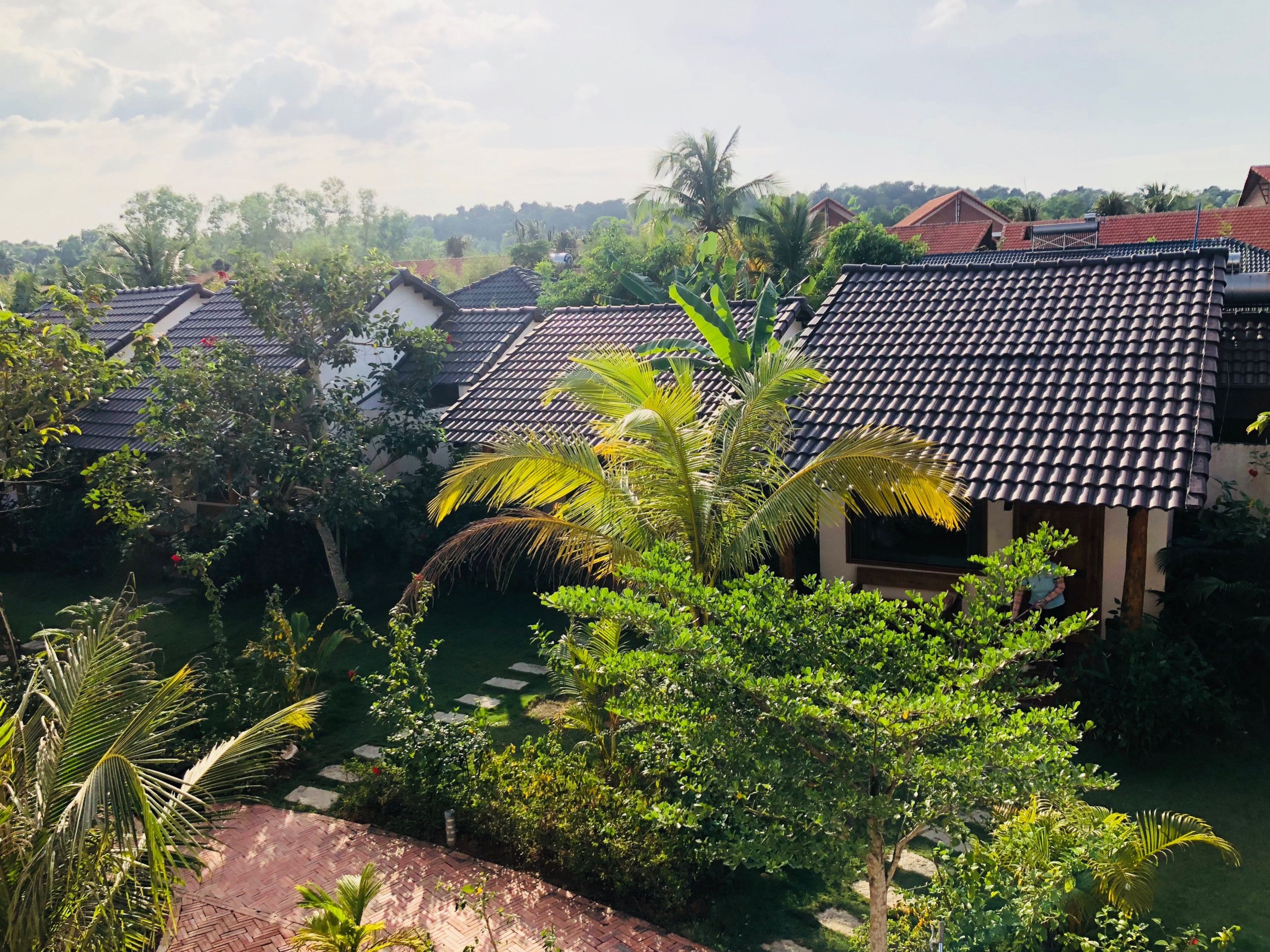 SUPERIOR TRIPLE GARDENVIEW WITH BALCONY