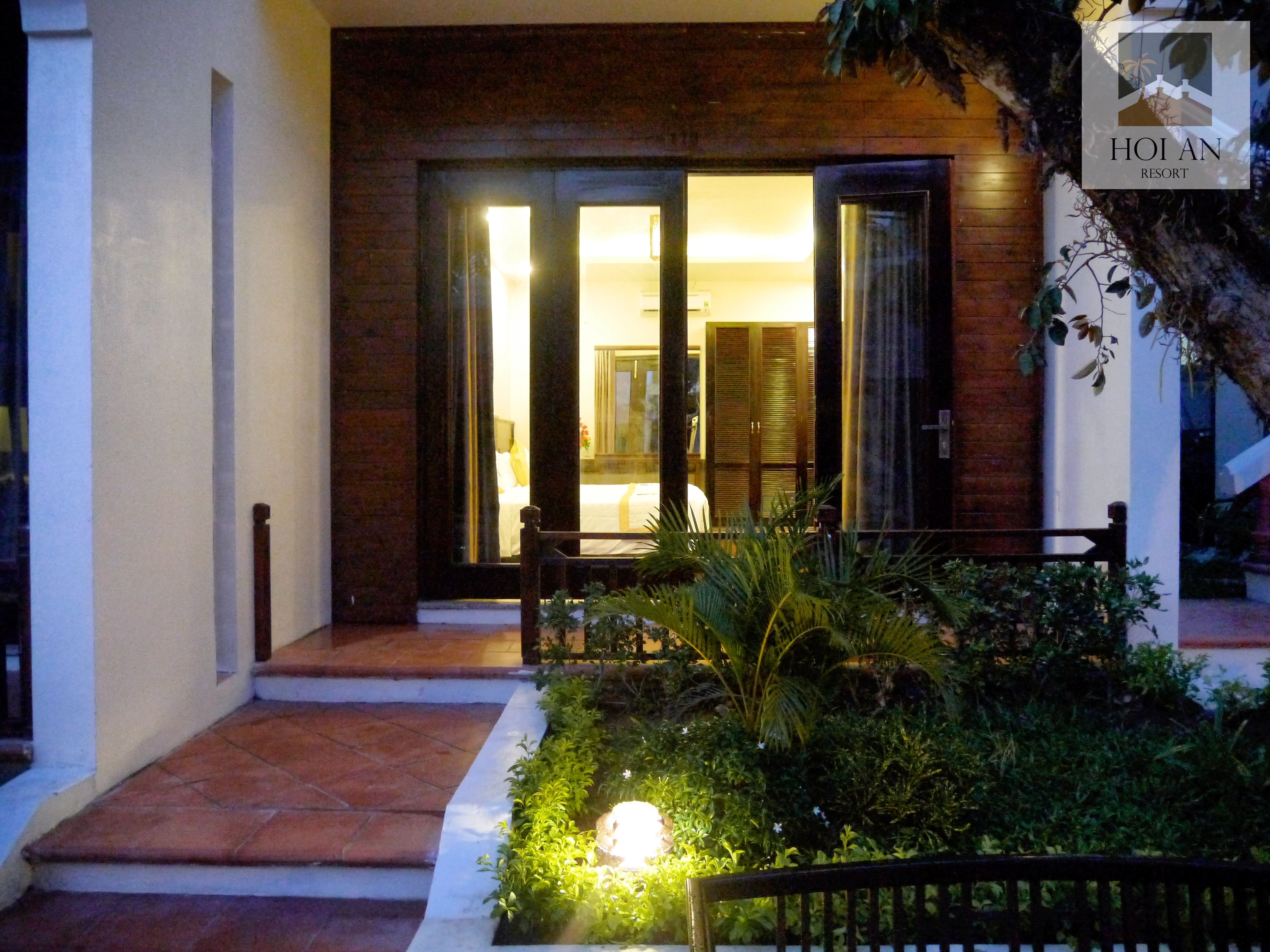 SUPERIOR GARDEN VIEW