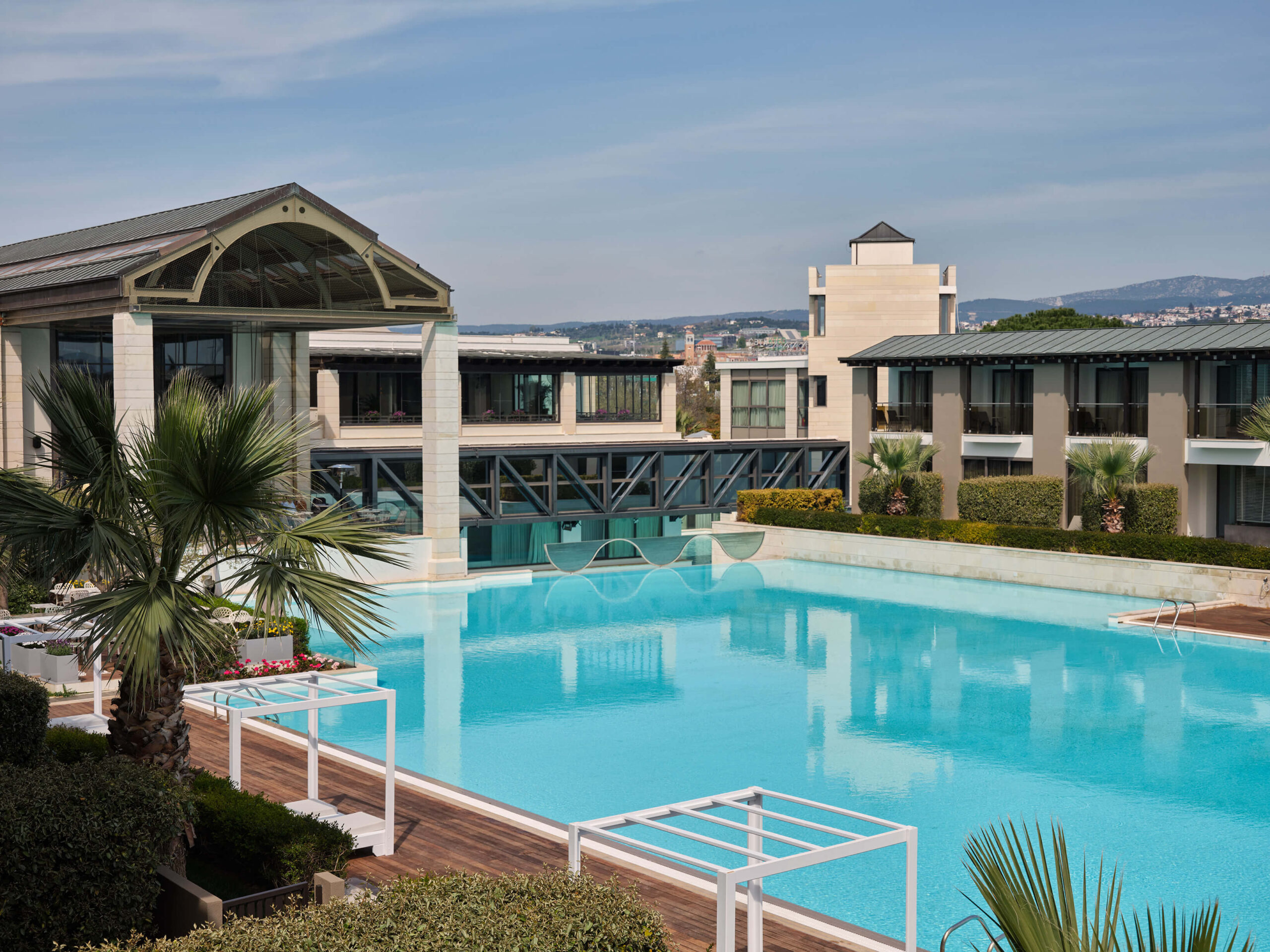 Piscina deschisă