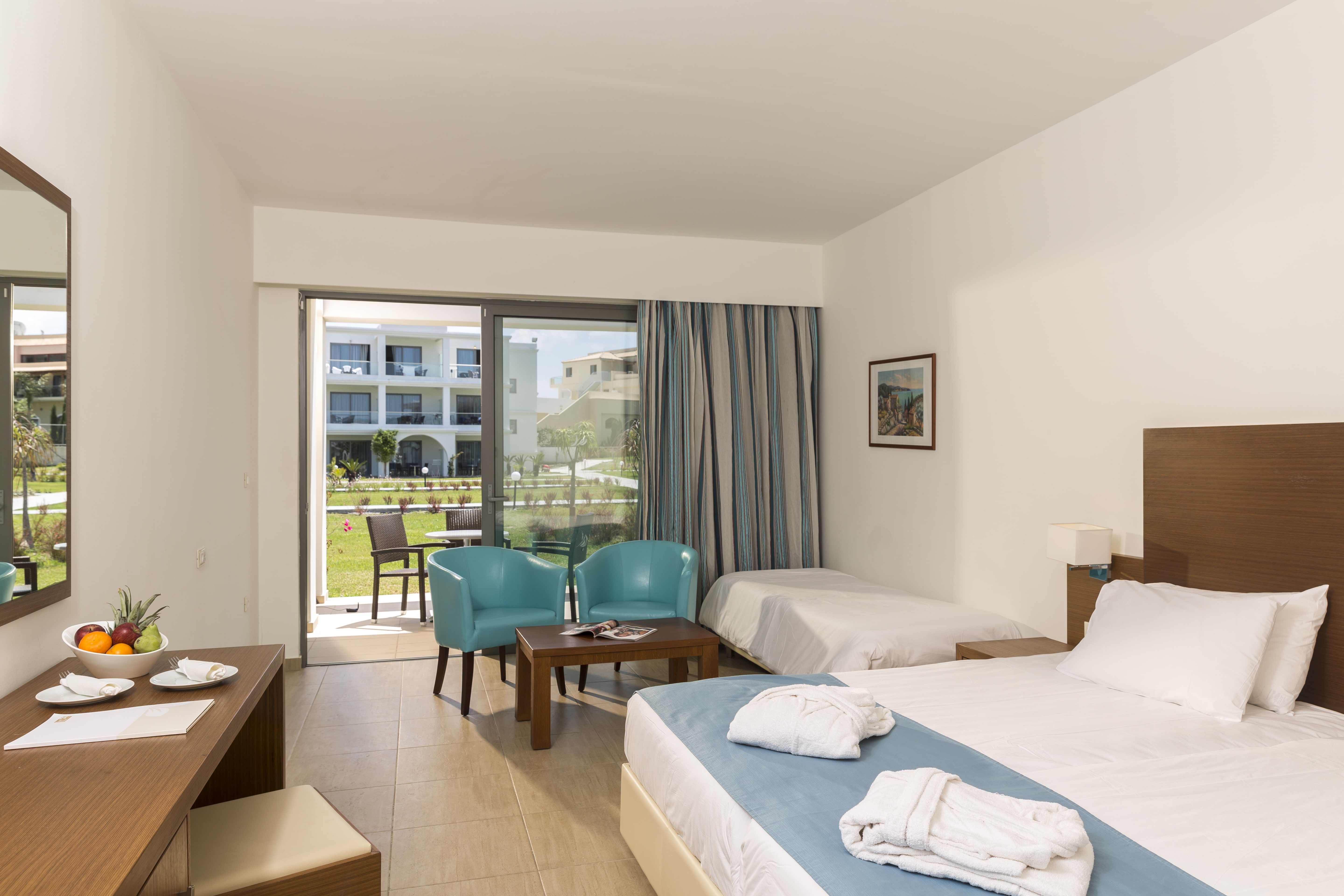DOULBE STANDARD ROOM