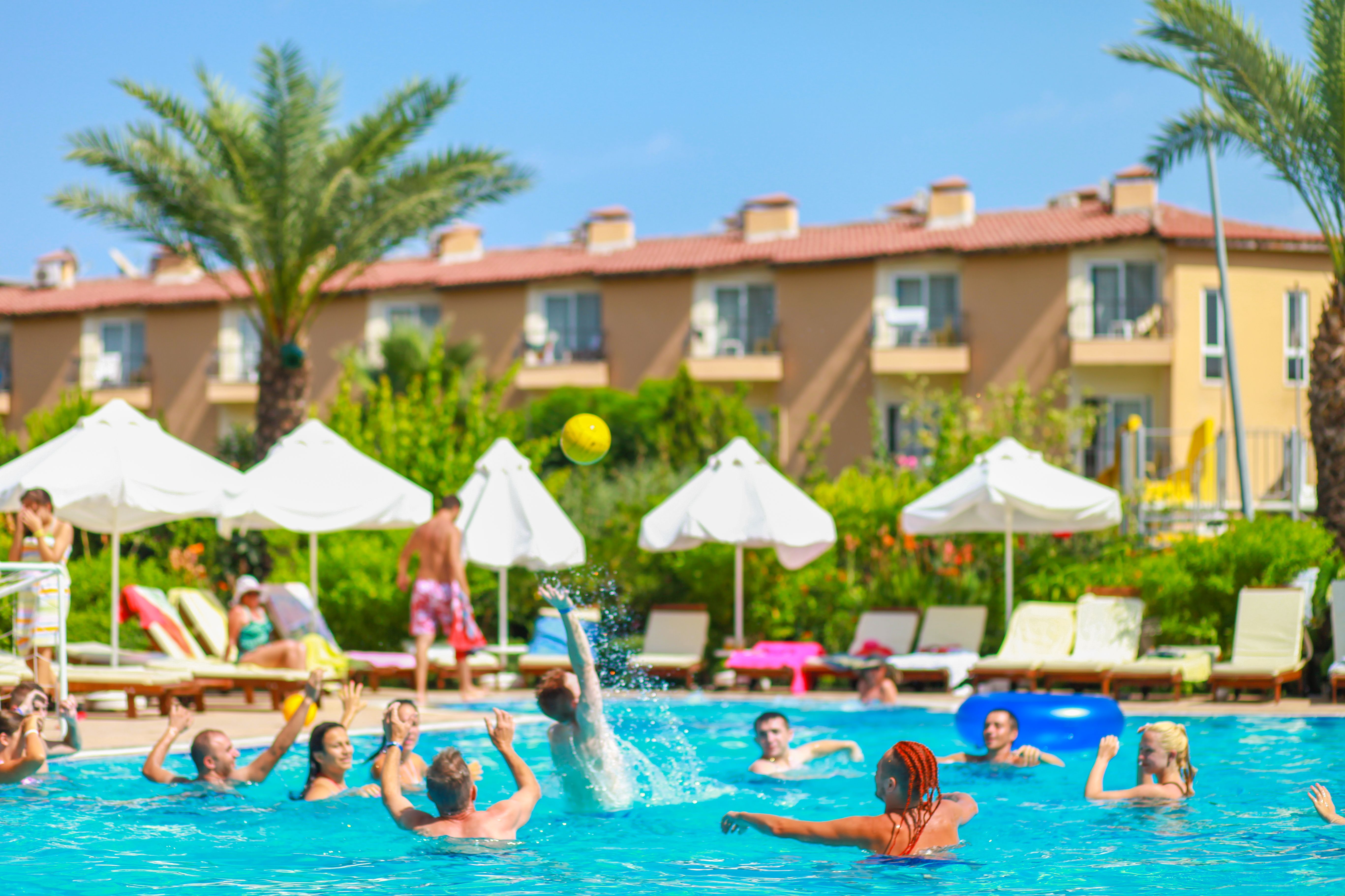 Piscina deschisă
