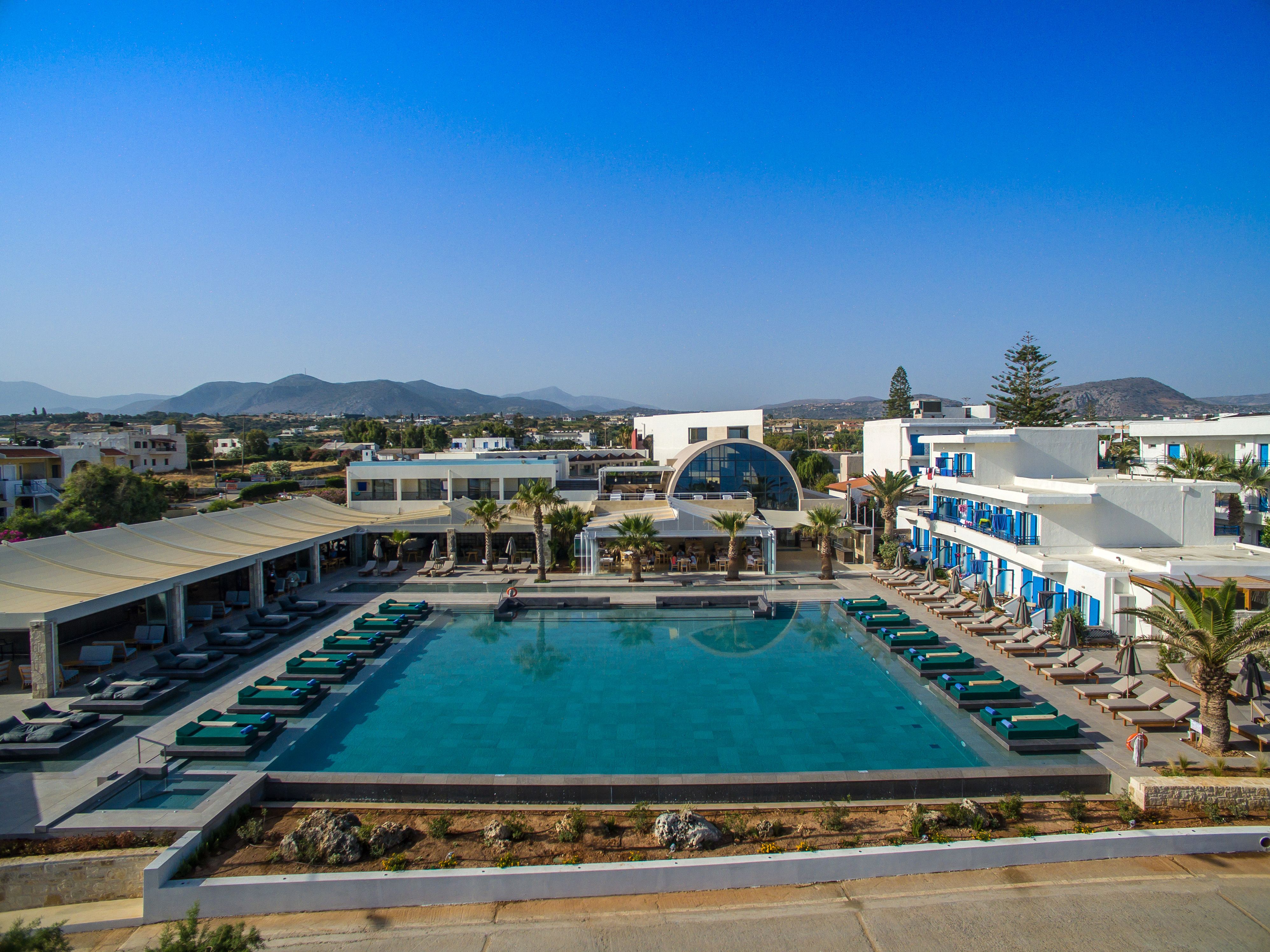 Piscina deschisă
