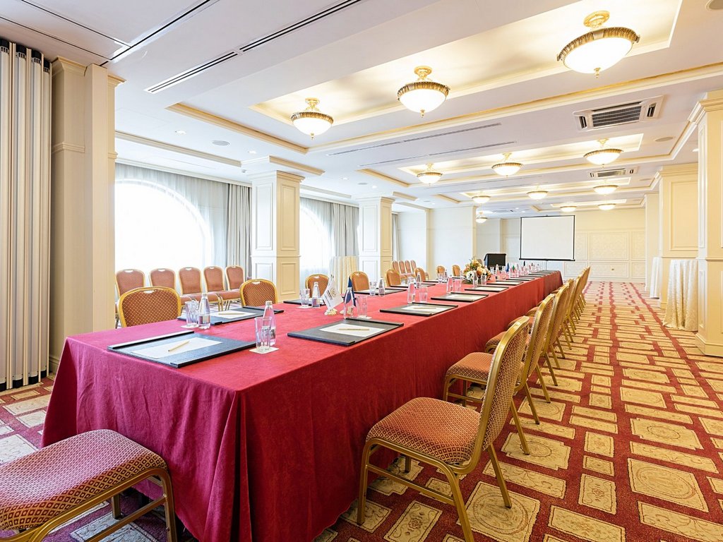MICE (servicii de organizare de întâlniri, conferințe, alte evenimente)