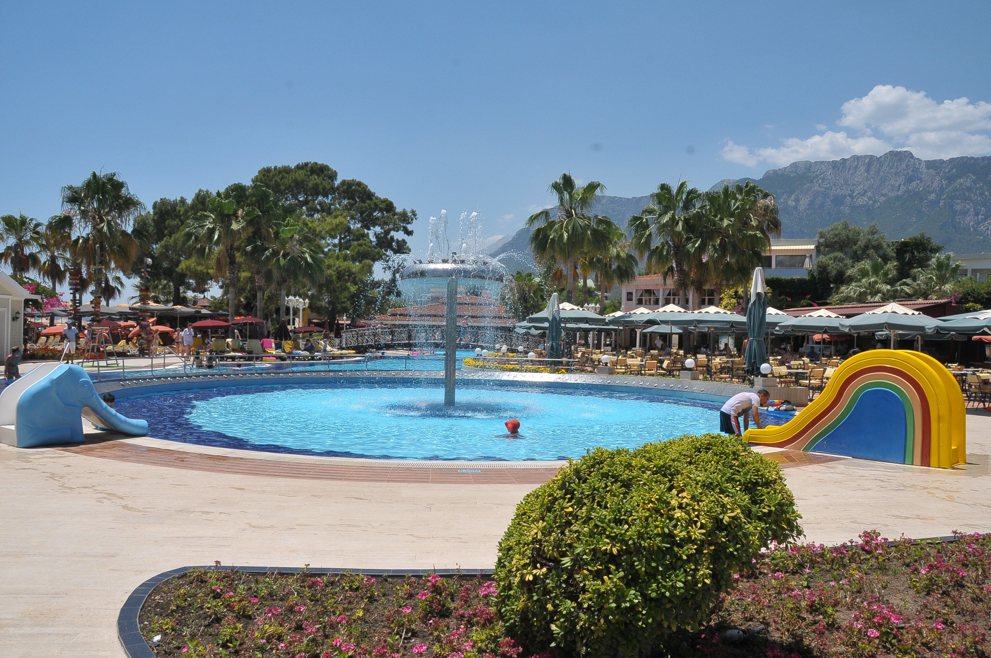 Piscina exterioara pentru copii