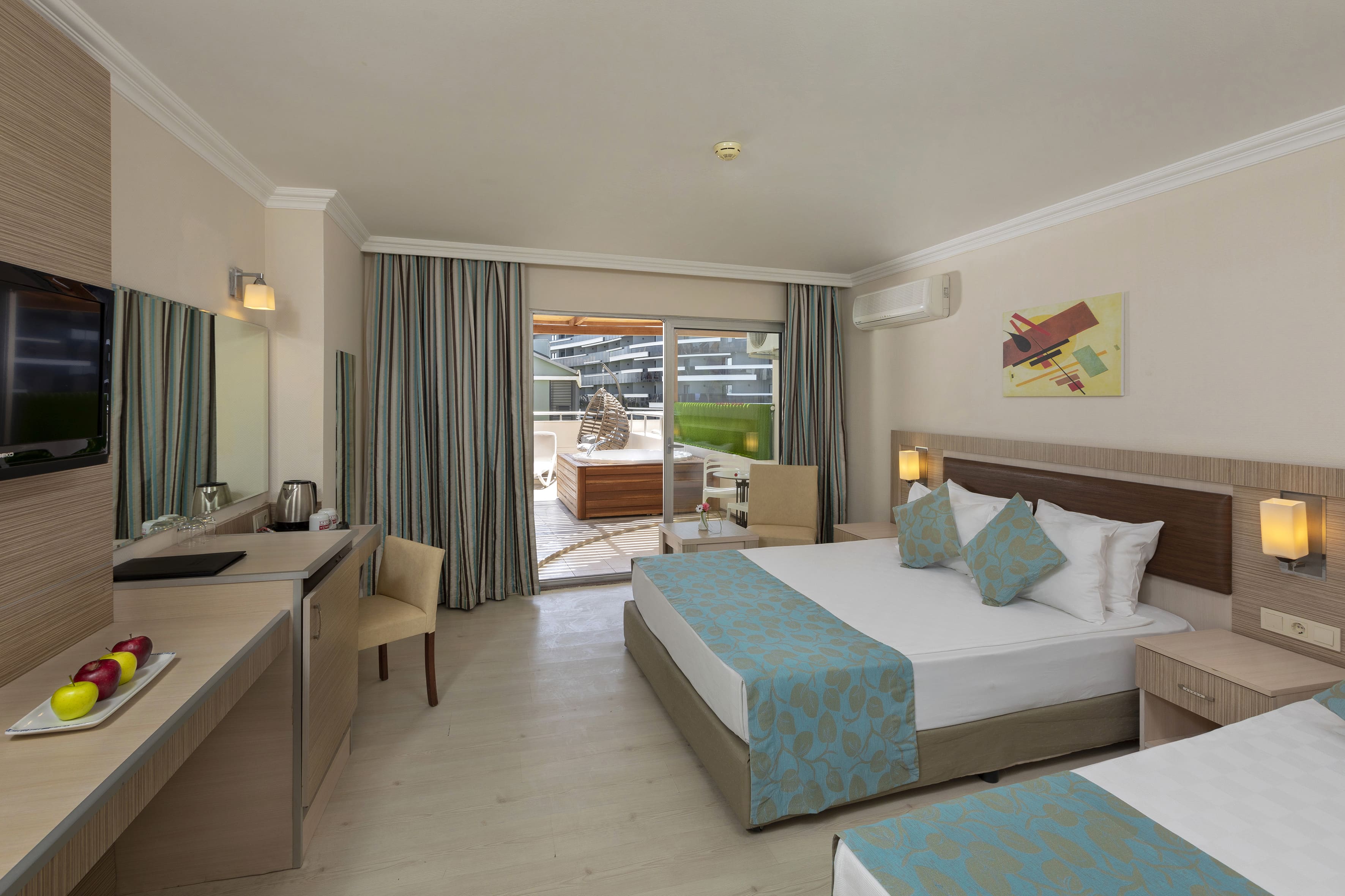 TERRACE JACUZZI ROOM