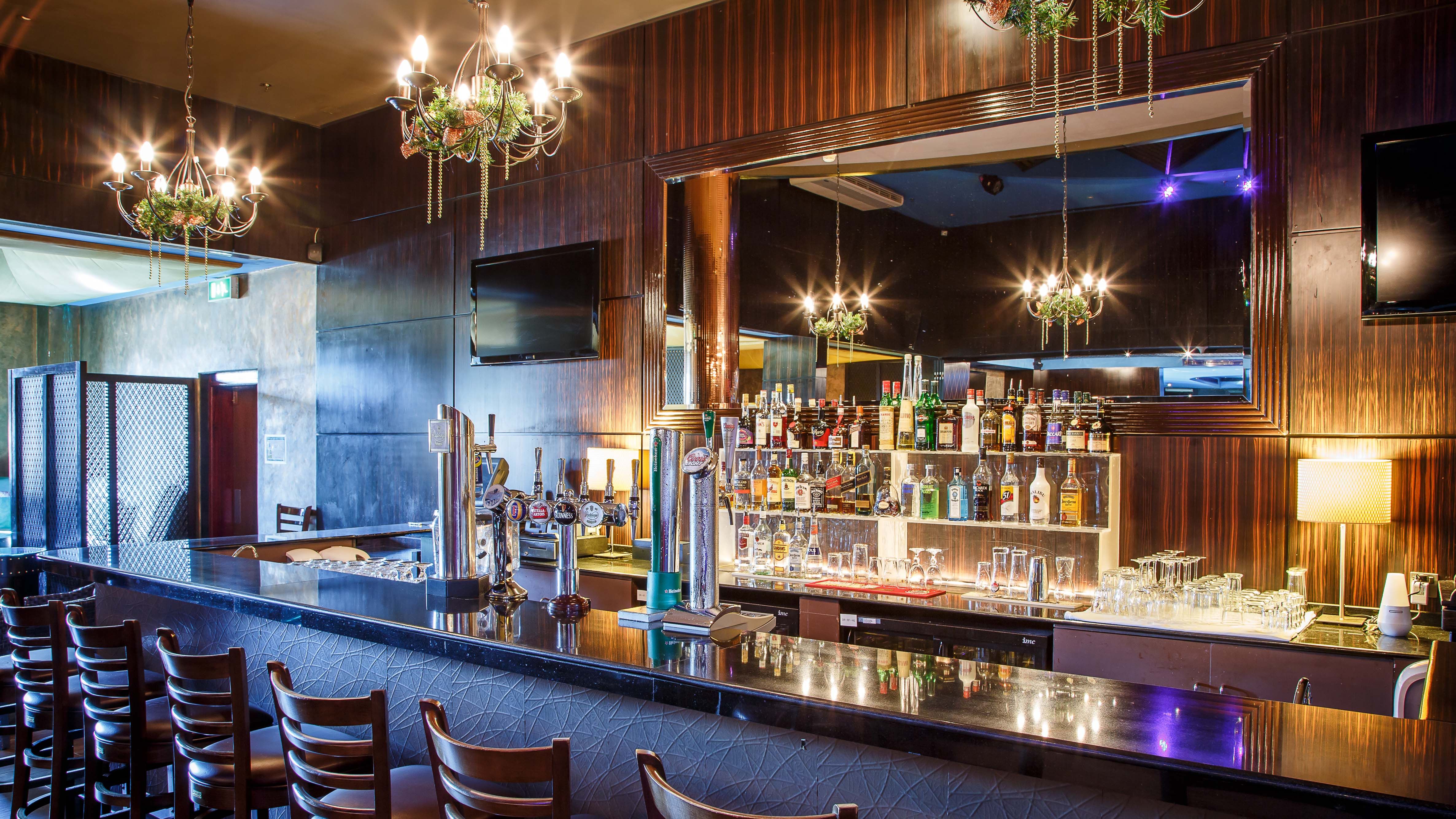 Lattitude Bar and Restaurant