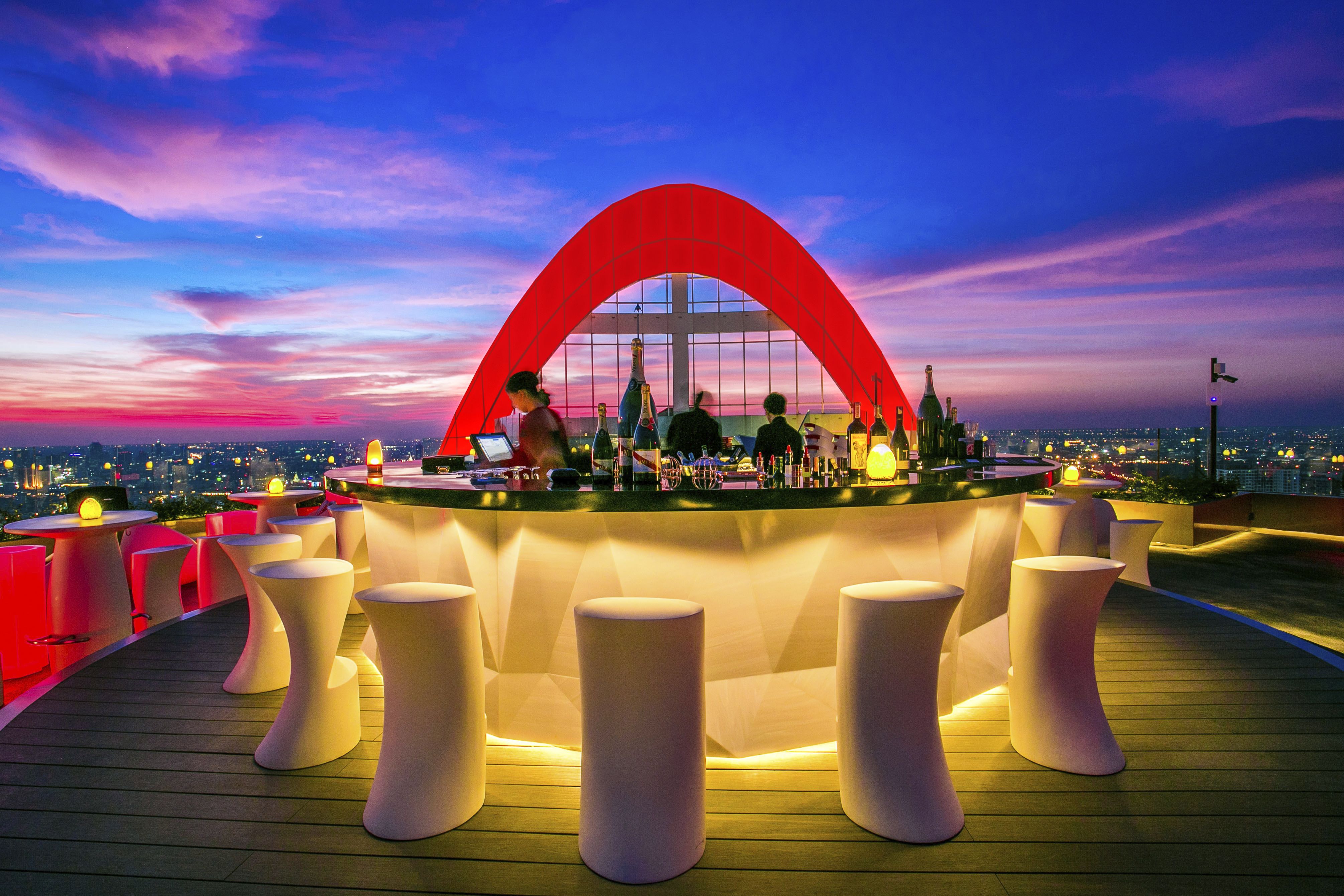CRU Champagne Bar