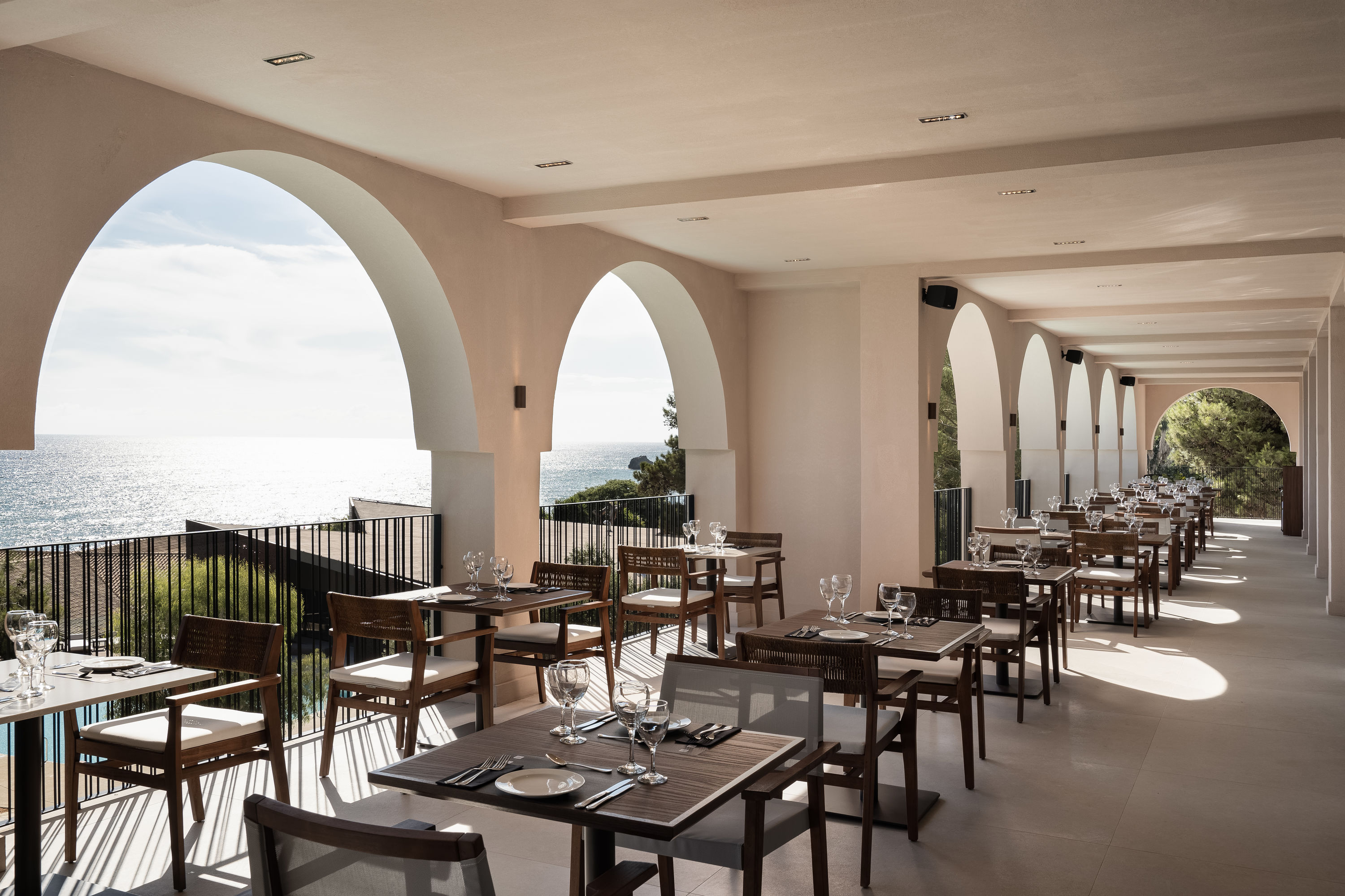 AGORA BUFFET RESTAURANT