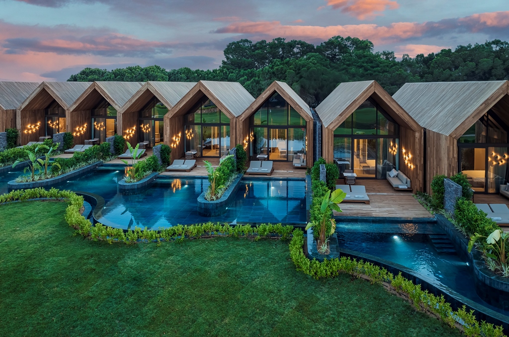 Lagoon Suite